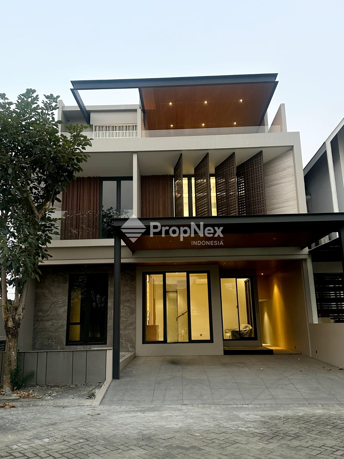 Rumah Royal Residence