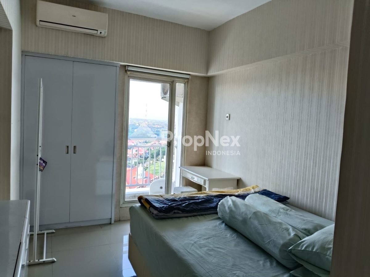 Tanglin lantai pool Pakuwon Mall — foto 6