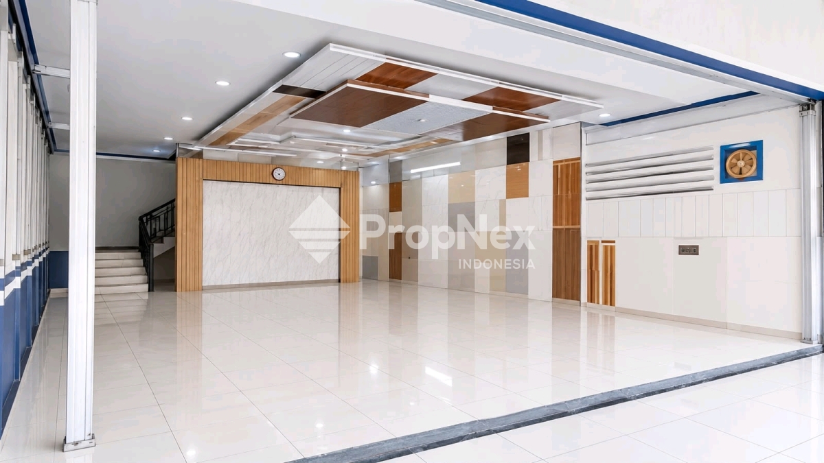 Ruko Strategis Taman Kopo Indah Gading Kopo Bandung Disewakan