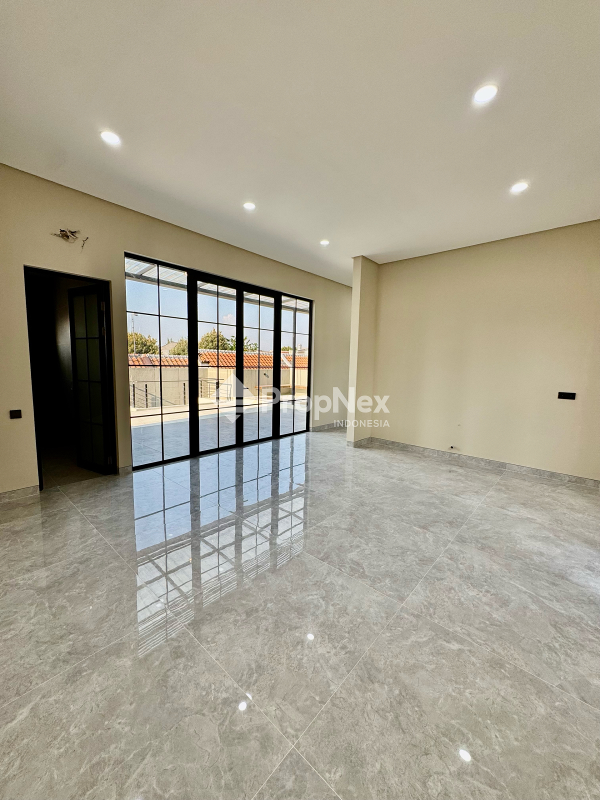 DIJUAL RUMAH PURI WIDYA CITRALAND 3LT 6KT ROOFTOP DEKAT GWALK BARU GRESS — foto 7