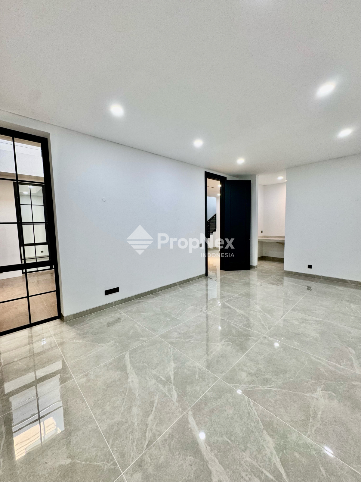 DIJUAL RUMAH PURI WIDYA CITRALAND 3LT 6KT ROOFTOP DEKAT GWALK BARU GRESS — foto 10