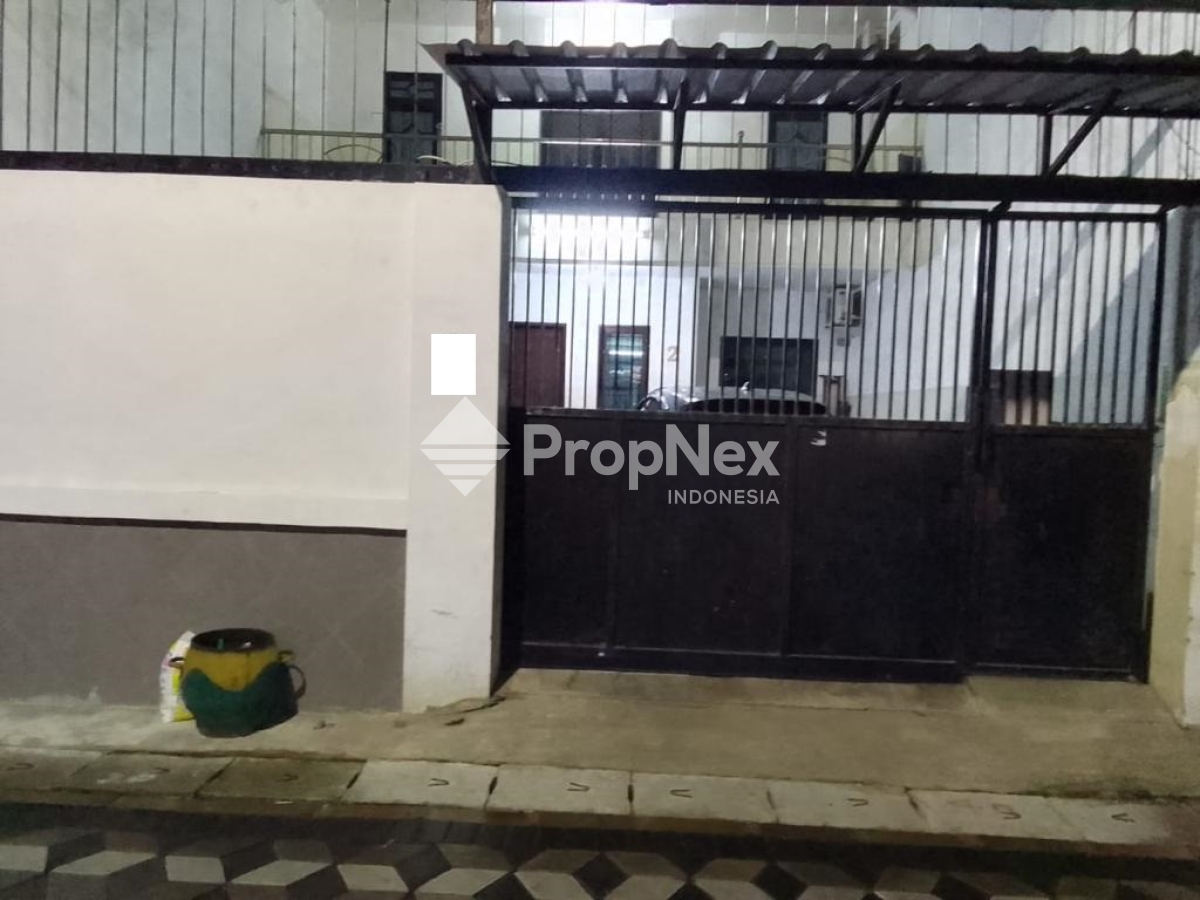 Kosongan Rumah Lebak Rejo Utara 3 Lantai
