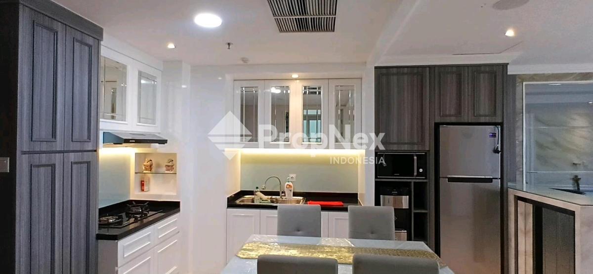 Apartemen Mewah 2KT di One East Surabaya, Kertajaya