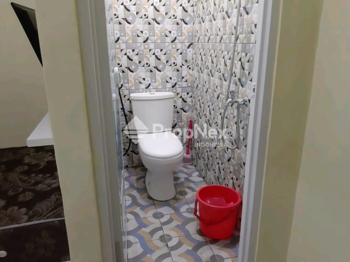 Jual Cepat Rumah Kost Delta Sari Sidoarjo 14 Kamar Furnished — foto 3