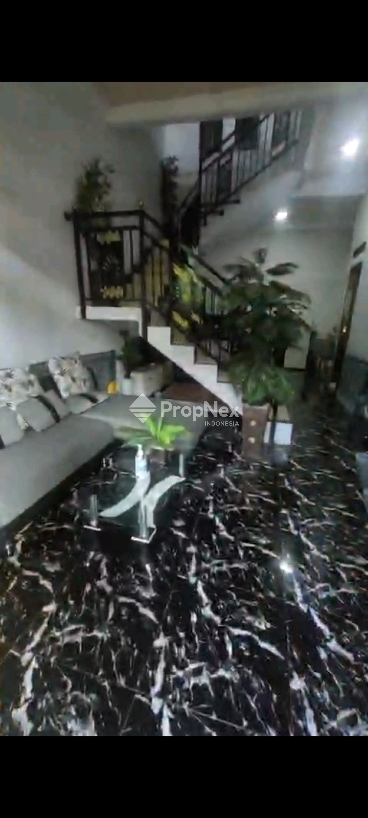 Dijual cepat Rumah tingkat tengah kota — foto 8