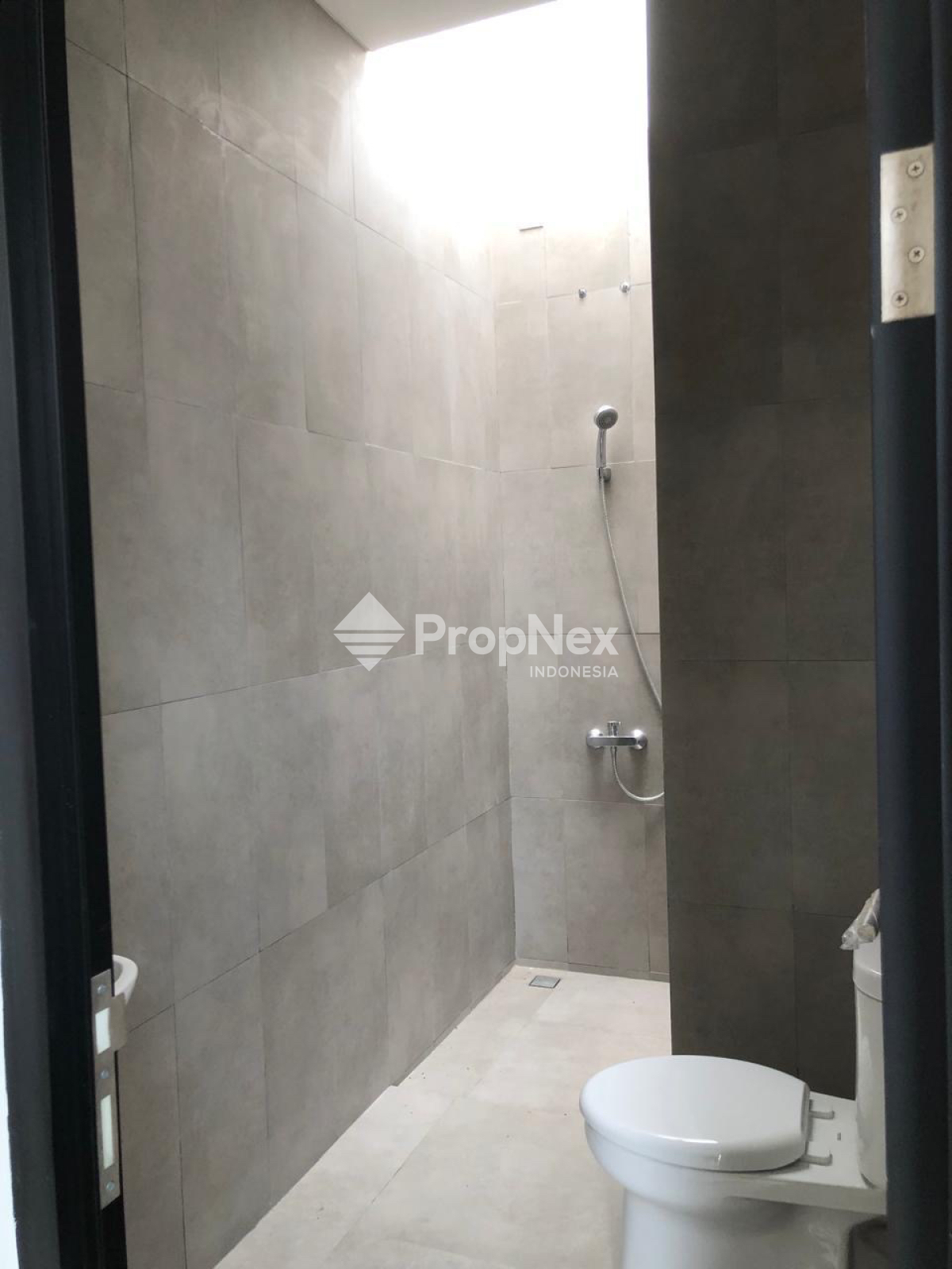 Rumah Baru Modern Shilla Sawangan Depok — foto 4