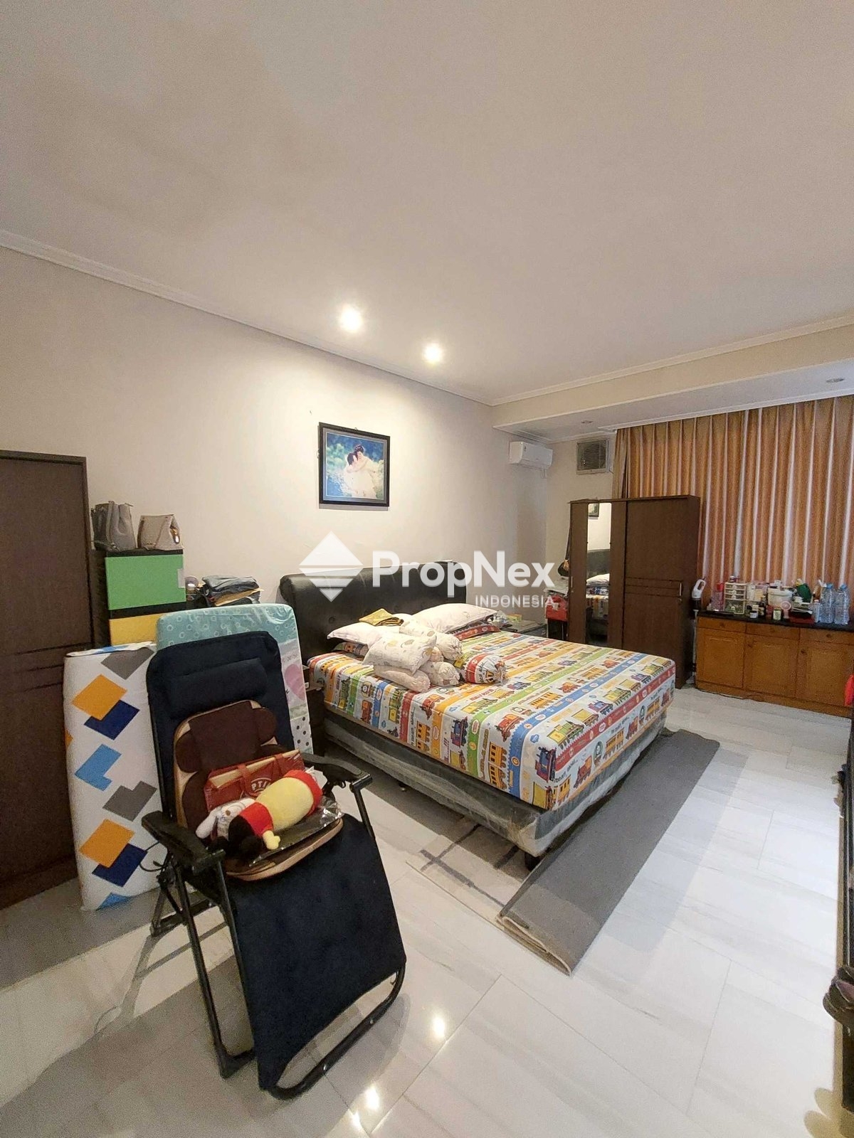 EXCLUSIVE LISTING HRS LAKU BLN INI VILA BUKIT MAS DKT MAYJEN DARMO — foto 9