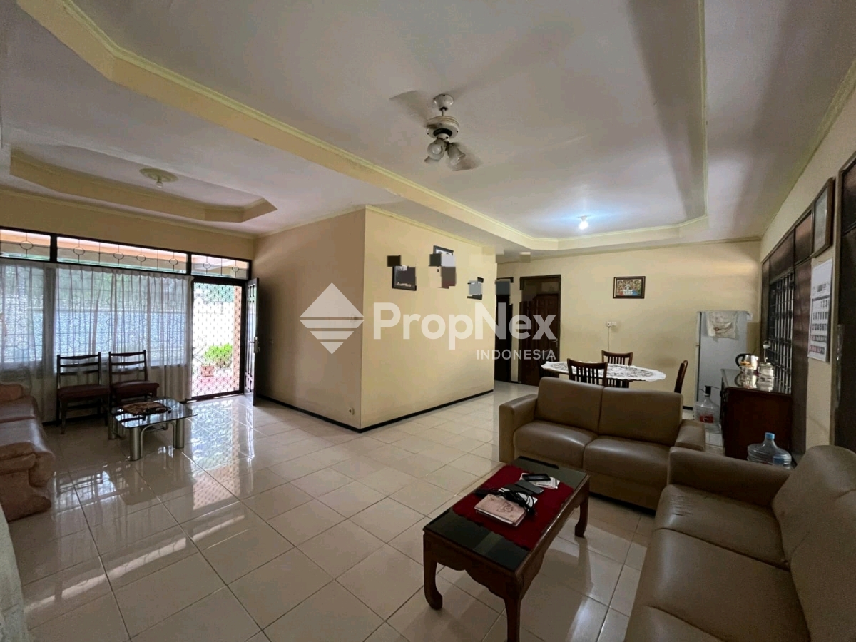 Rumah Siap Huni Nginden Intan dekat Merr Rungkut, Untag, Ubaya — foto 2