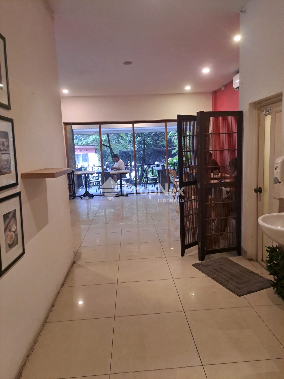 3 Unit Ruko dengan Cafe Estetik di Tiban — foto 8
