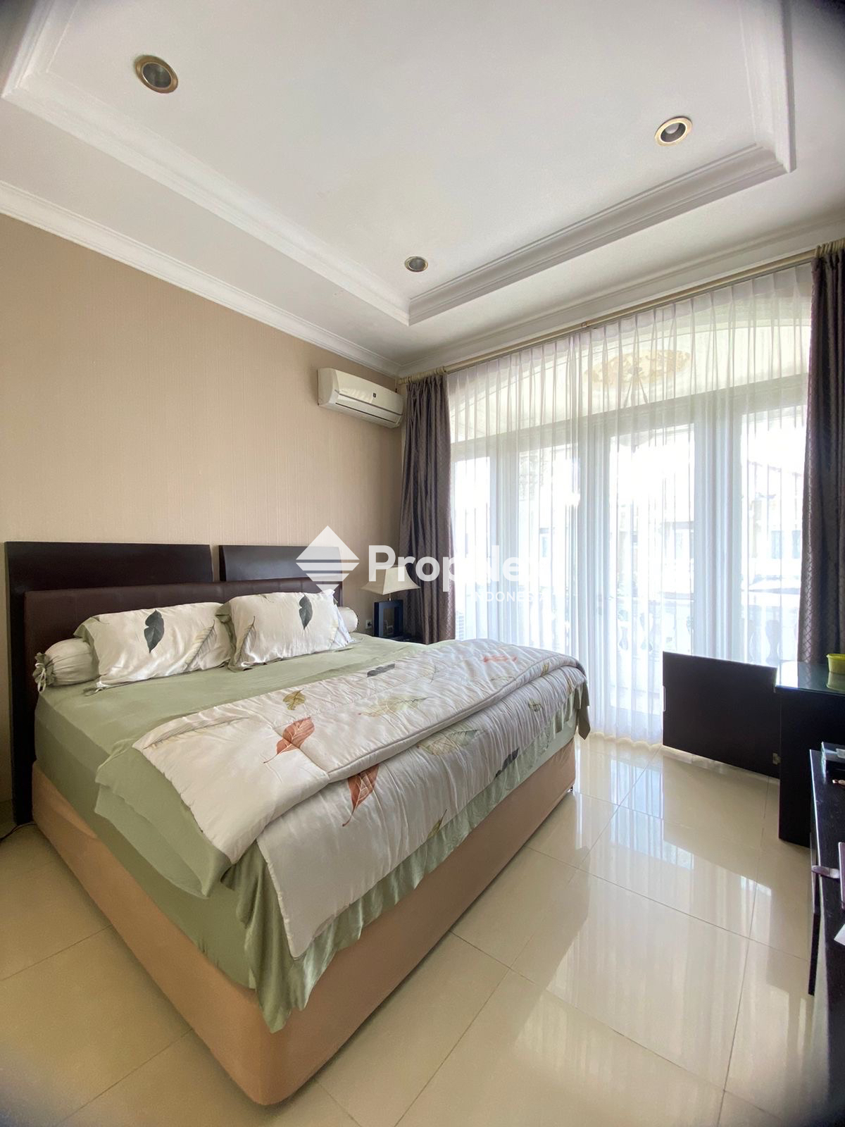 DIJUAL RUMAH WISATA BUKIT MAS AMERICAN CLASSIC MODERN 4KT 2LT SEMI FURNISH — foto 5