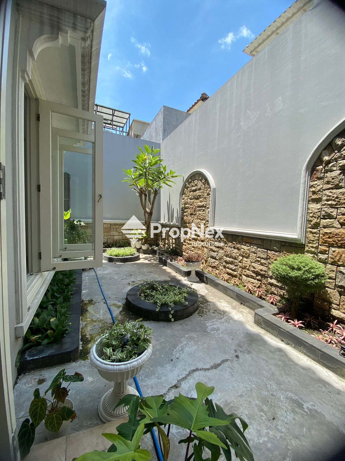DIJUAL RUMAH WISATA BUKIT MAS AMERICAN CLASSIC MODERN 4KT 2LT SEMI FURNISH — foto 6