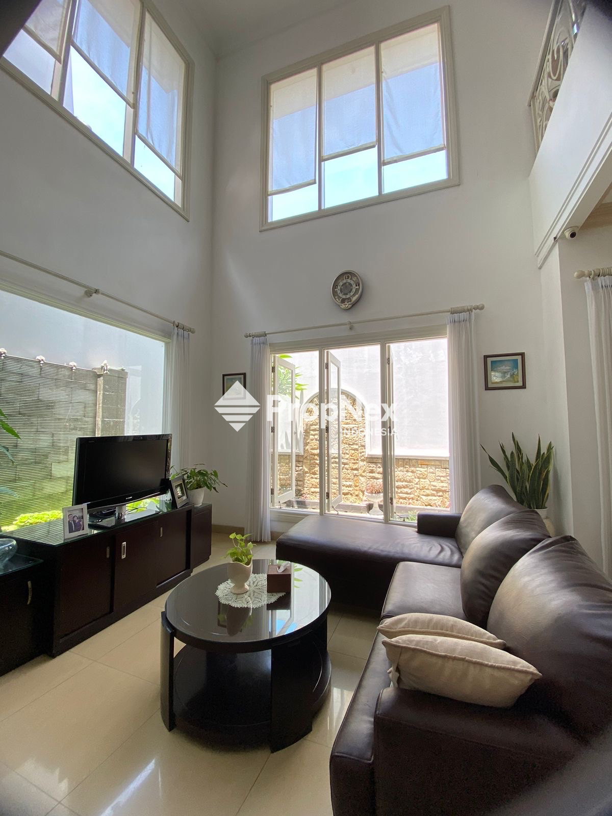 DIJUAL RUMAH WISATA BUKIT MAS AMERICAN CLASSIC MODERN 4KT 2LT SEMI FURNISH — foto 7