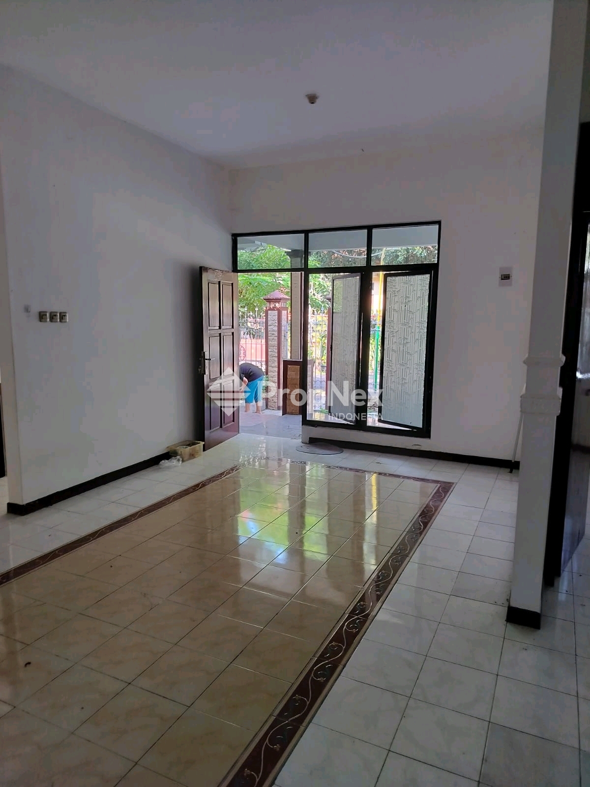 Rumah strategis Pagerwojo tengah kota — foto 2
