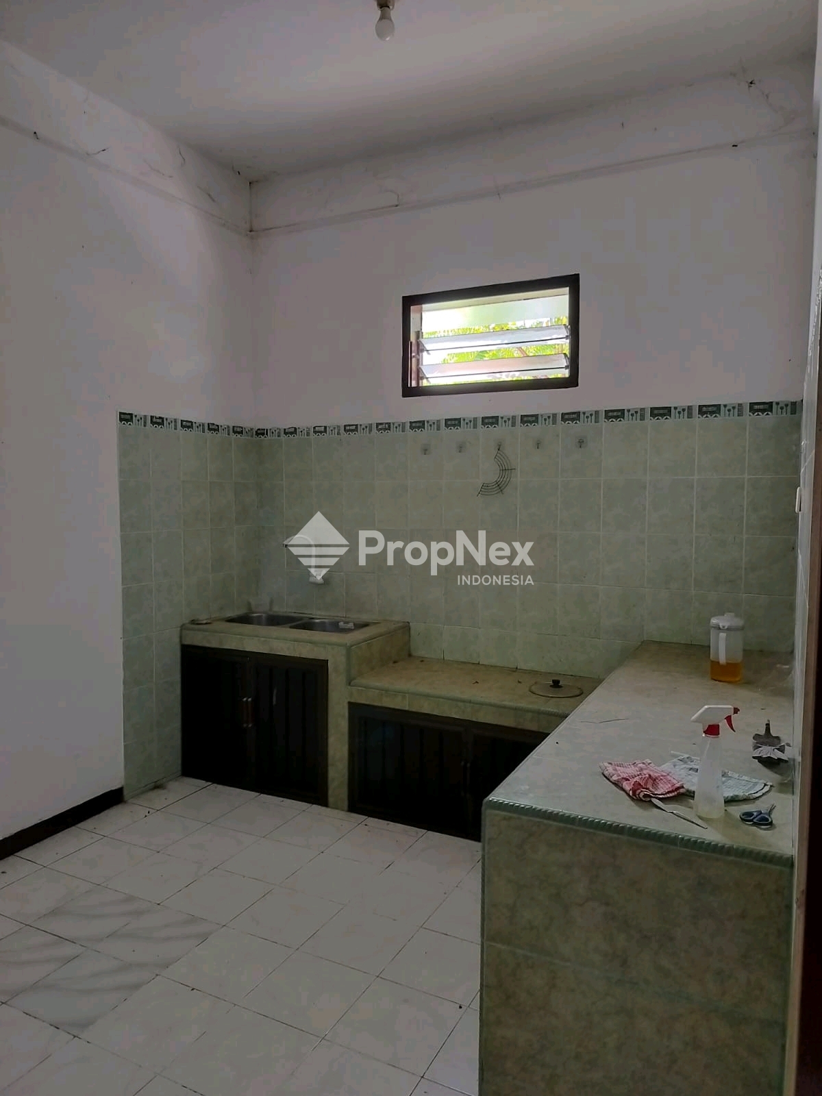 Rumah strategis Pagerwojo tengah kota — foto 6