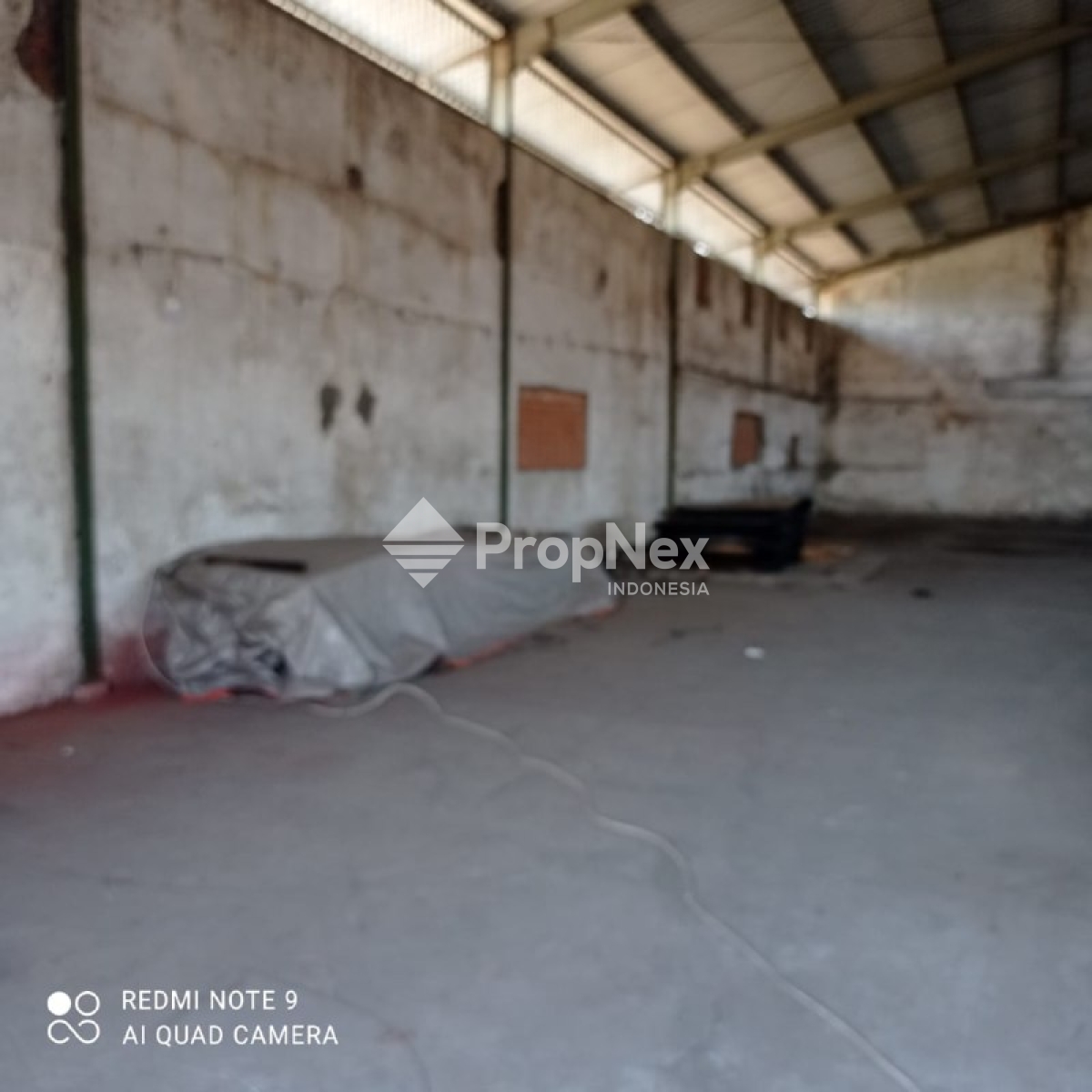 Lahan dan Gudang Bagus SHM di Sepanjang Taman Lokasi Strategis — foto 2