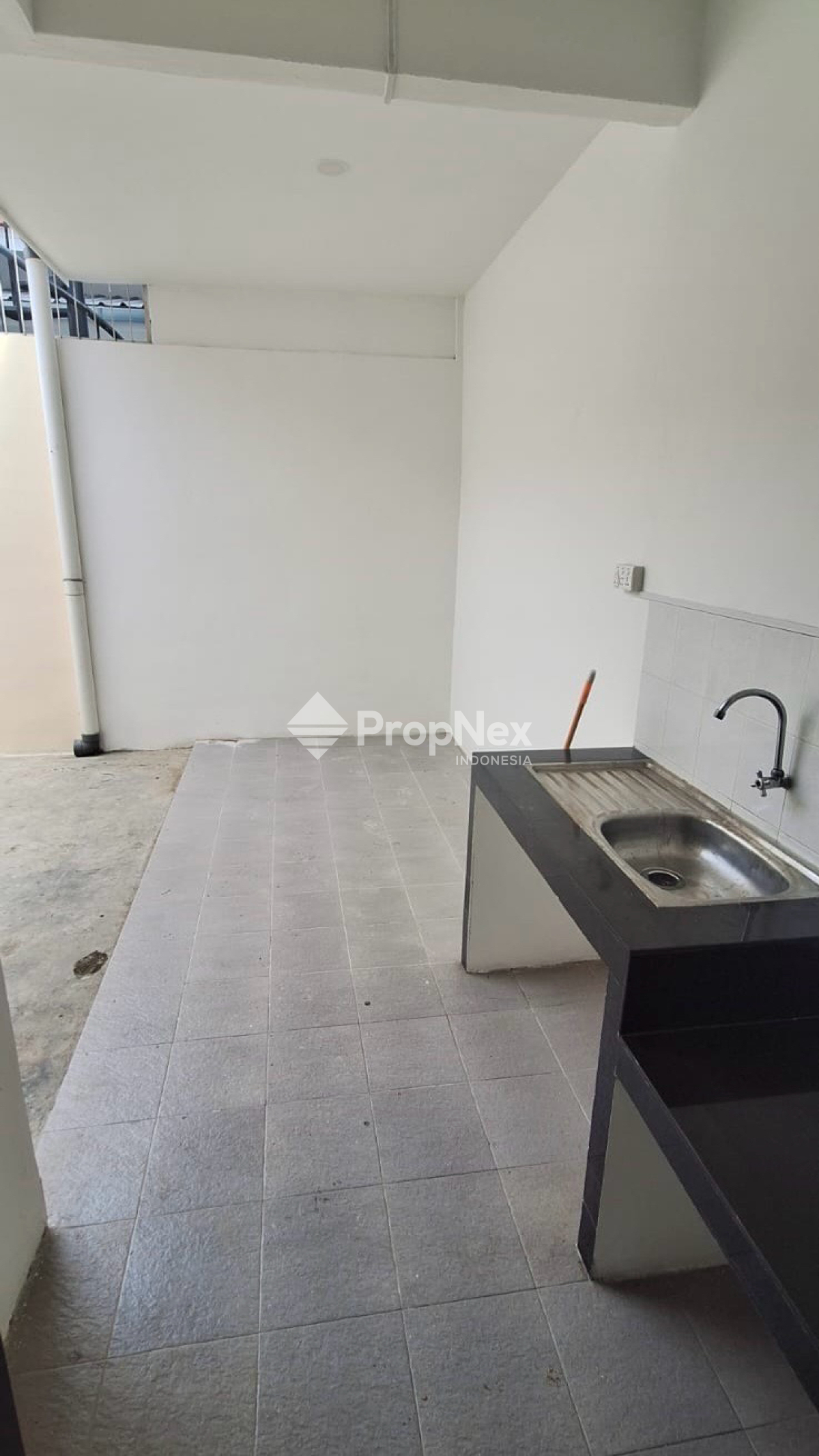 Disewa Rumah Beverly Extension, Batam Center — foto 4
