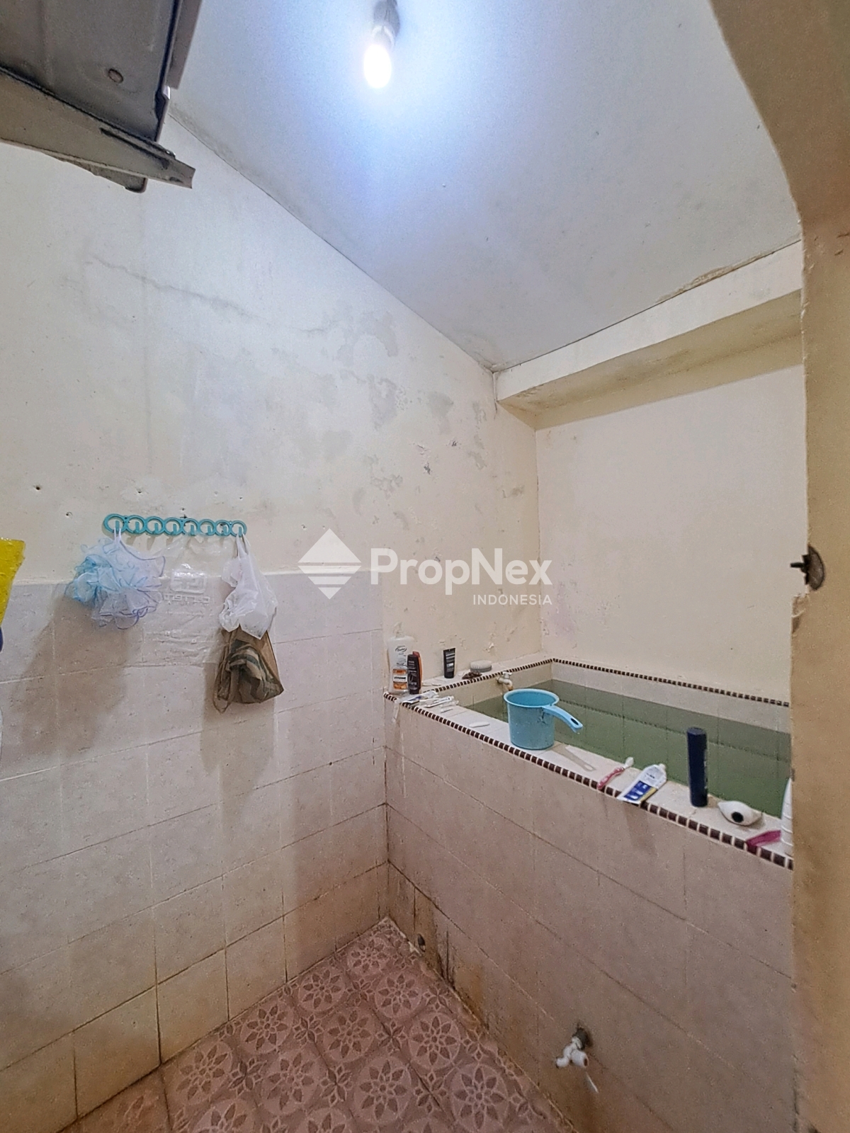 Rumah Minimalis di Tiban Mas Residence — foto 6