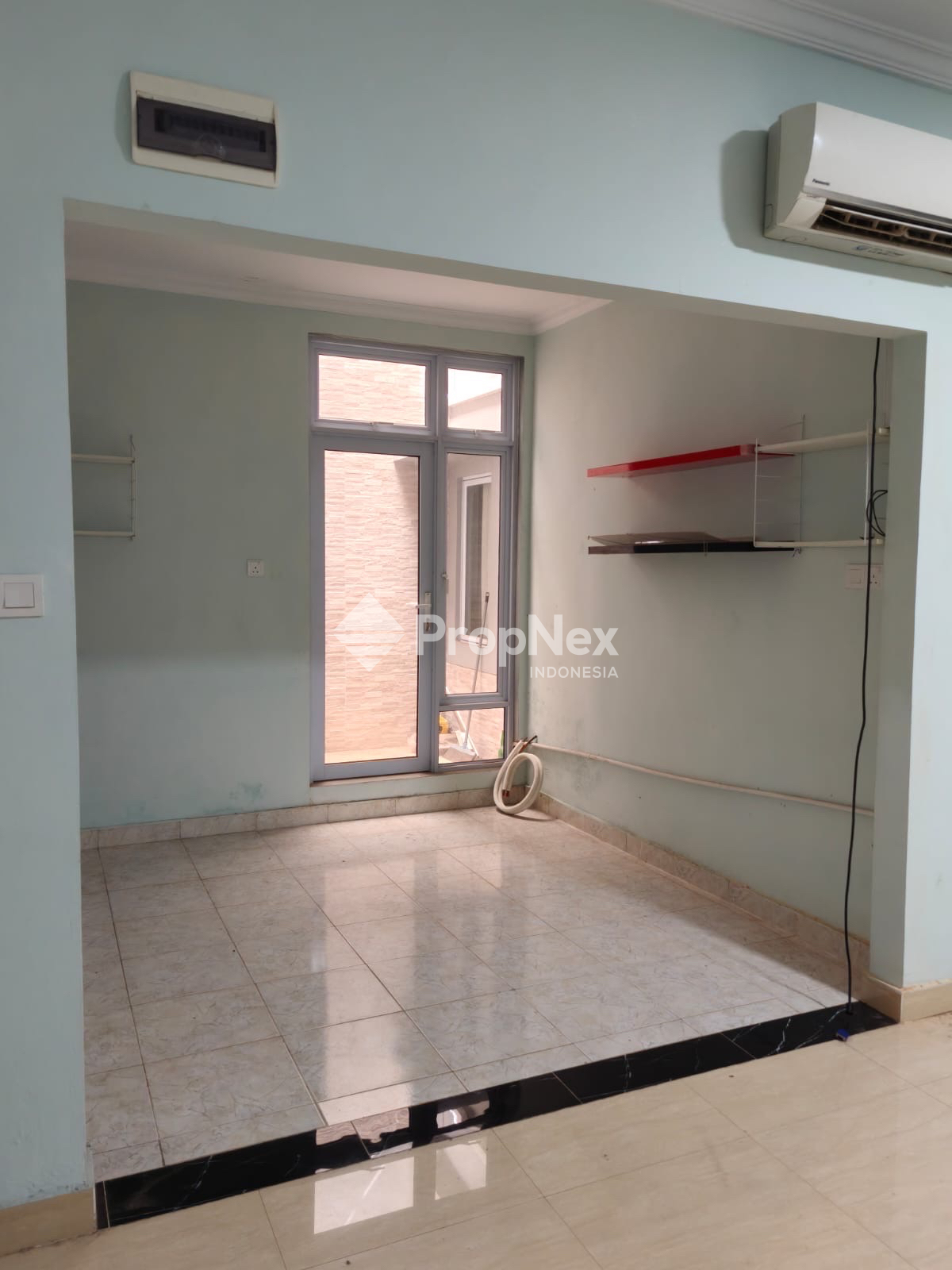 Dijual Rumah KDA Cluster Elang, Semi Furnished — foto 4