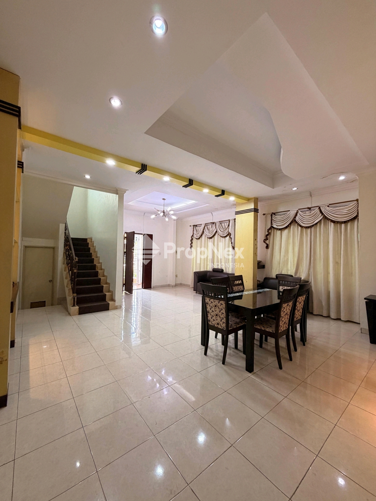 Dusewakan Rumah Lokasi di Batam Center — foto 5