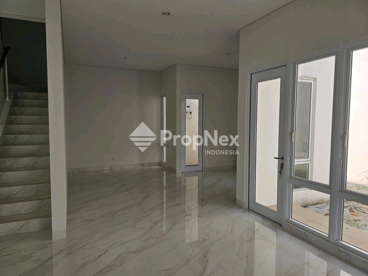 Rumah Hook Luas 5 KT Grand Pasadena Serpong Dijual — foto 3