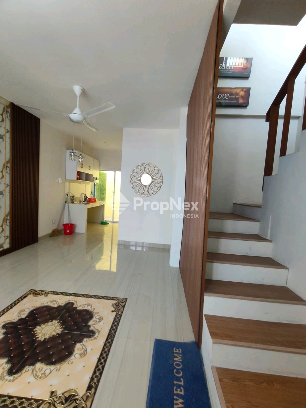 Rumah Modern Mewah 2 Lantai di Citragrand Cibubur Siap Huni — foto 2