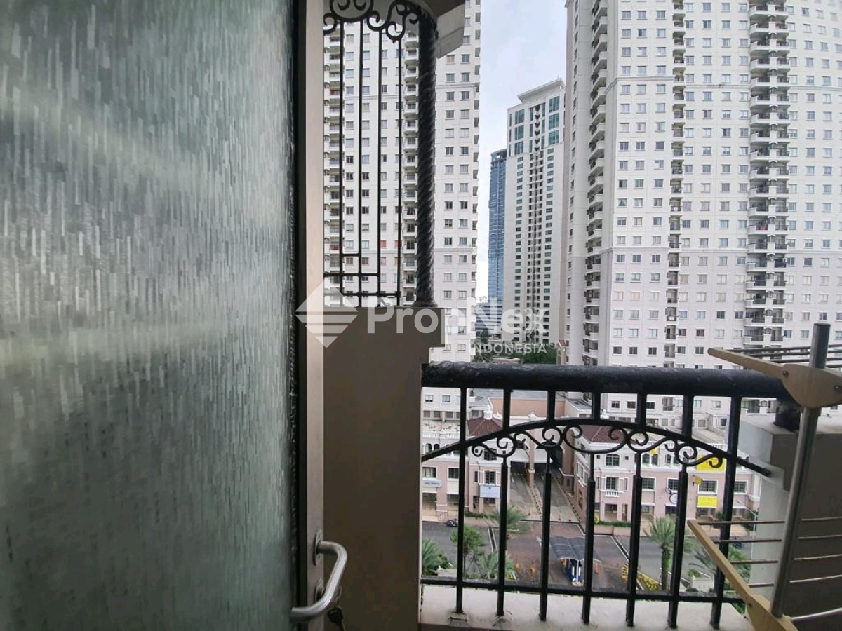 APARTEMEN WATERPLACE TOWER E — foto 4