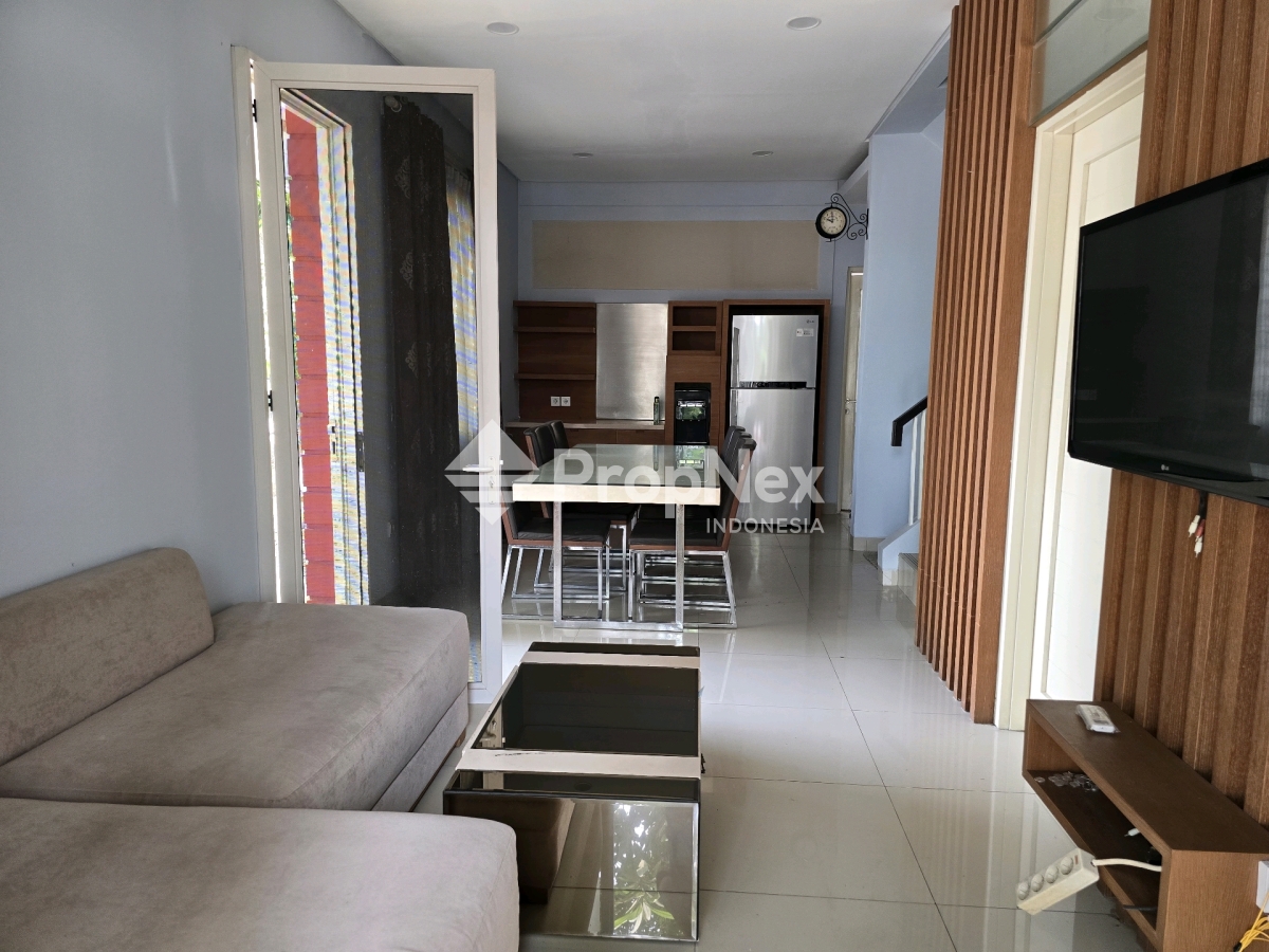 Dijual Rumah Mewah 5KT Furnished di Red Sapphire Serpong — foto 7