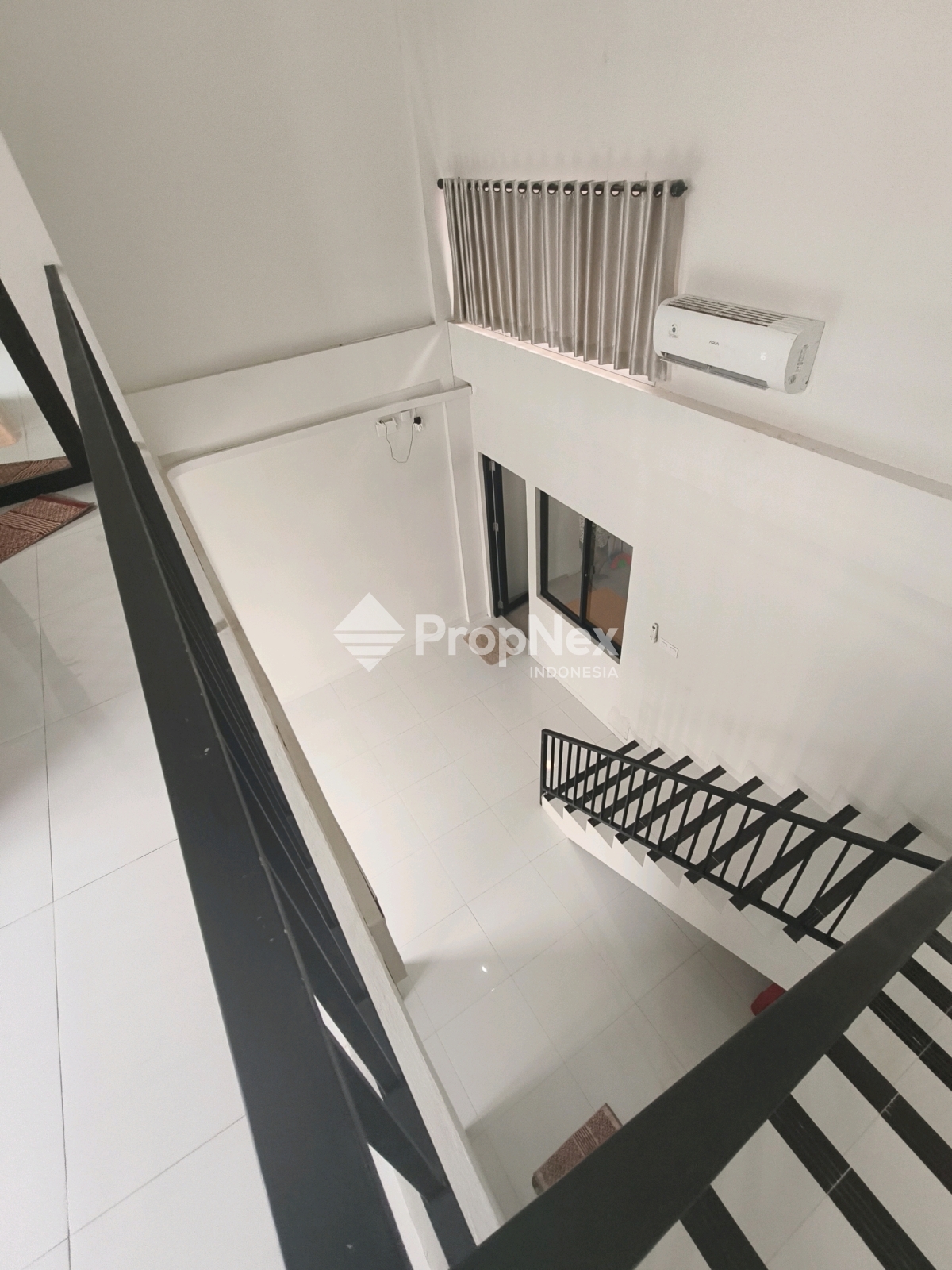 Disewakan Rumah Diamond Paviliun Type Mezzanine,Batam Center Pusat — foto 7