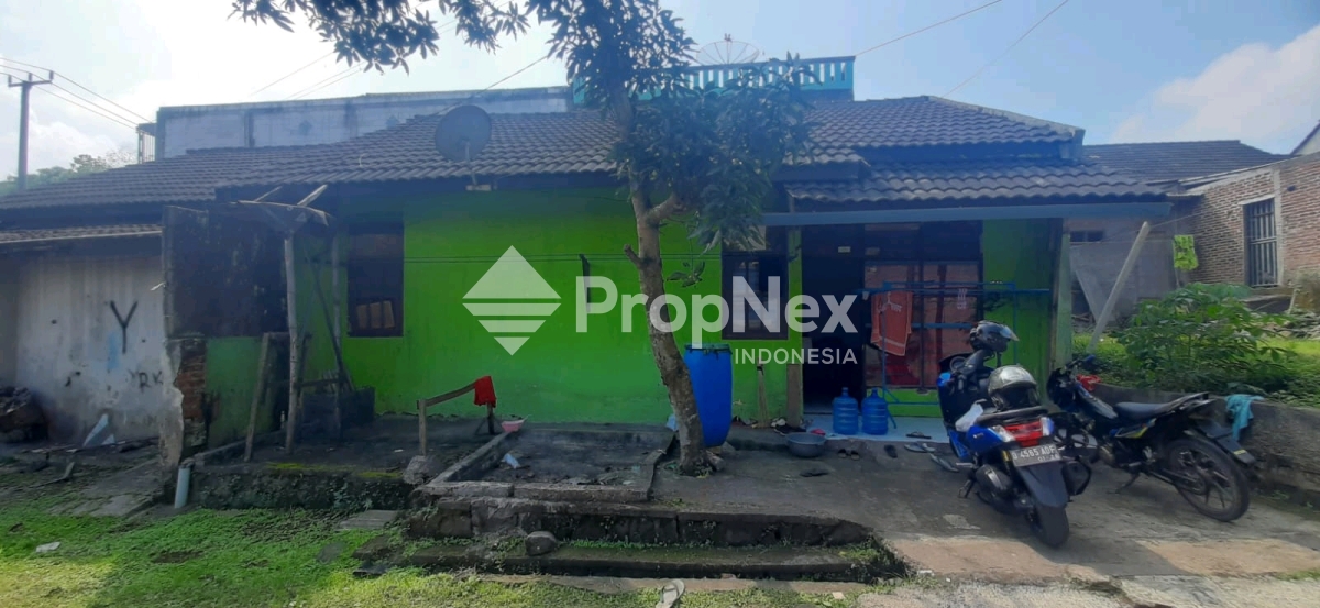 Rumah Mainroad Jalan Bandung Sumedang Cocok Untuk Usaha — foto 2