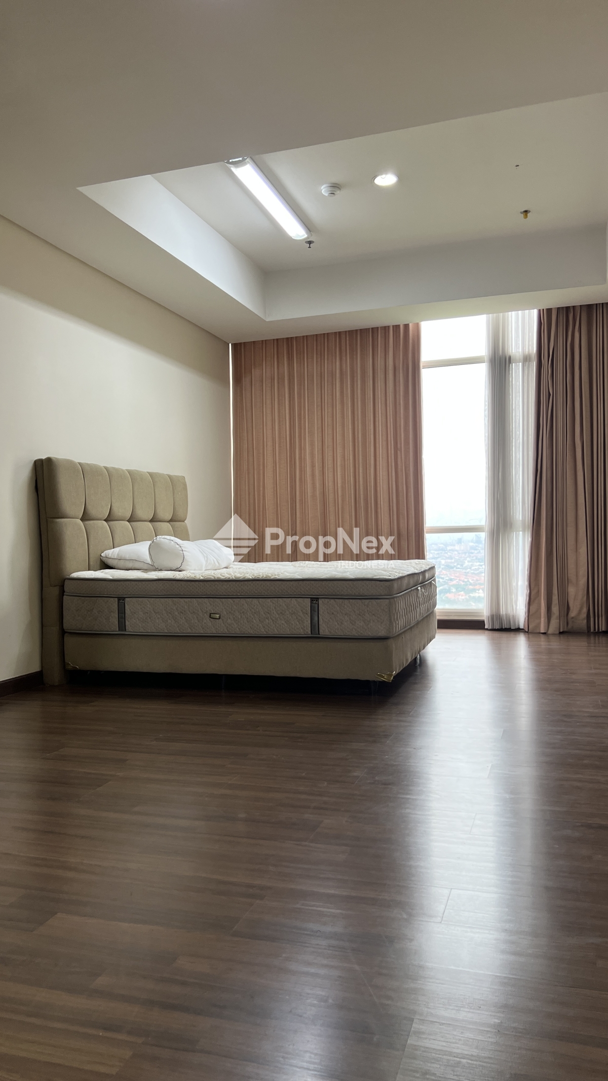 Apartemen Adhiwangsa Golf Lenmarc Full Furnish 3BR Graha Family