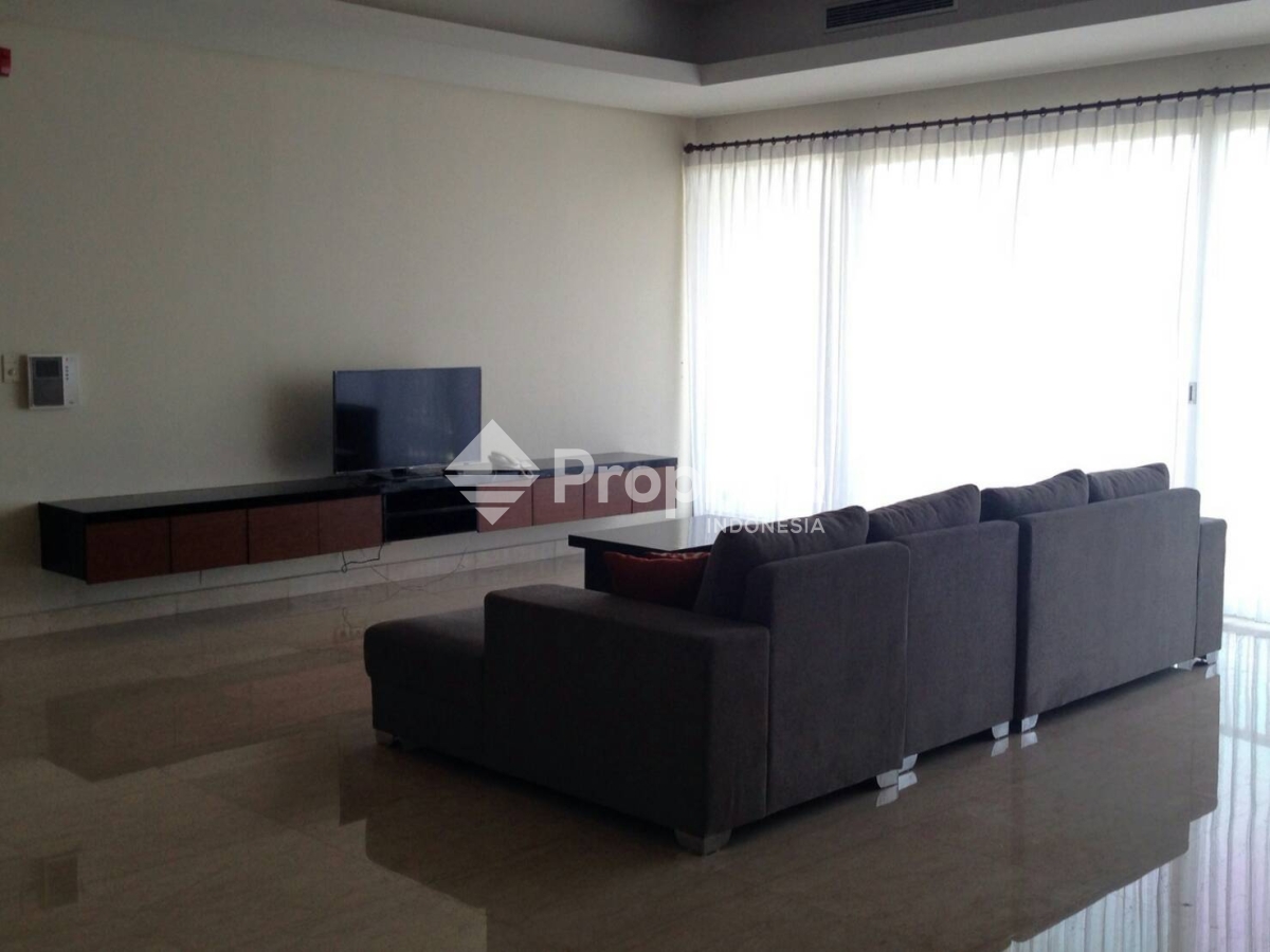 Apartemen Adhiwangsa Golf Lenmarc Full Furnish 3BR Graha Family — foto 2