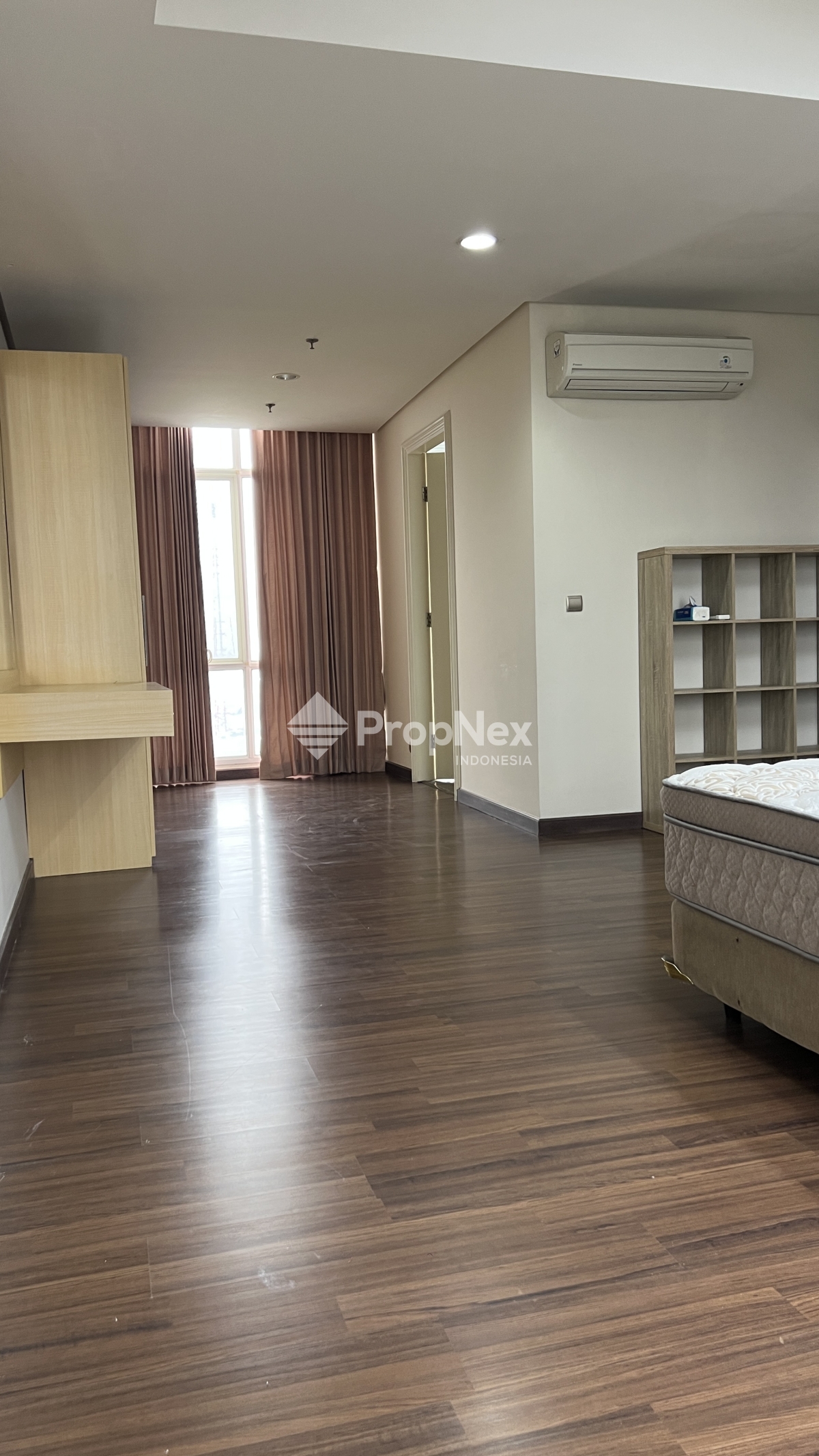 Apartemen Adhiwangsa Golf Lenmarc Full Furnish 3BR Graha Family — foto 8