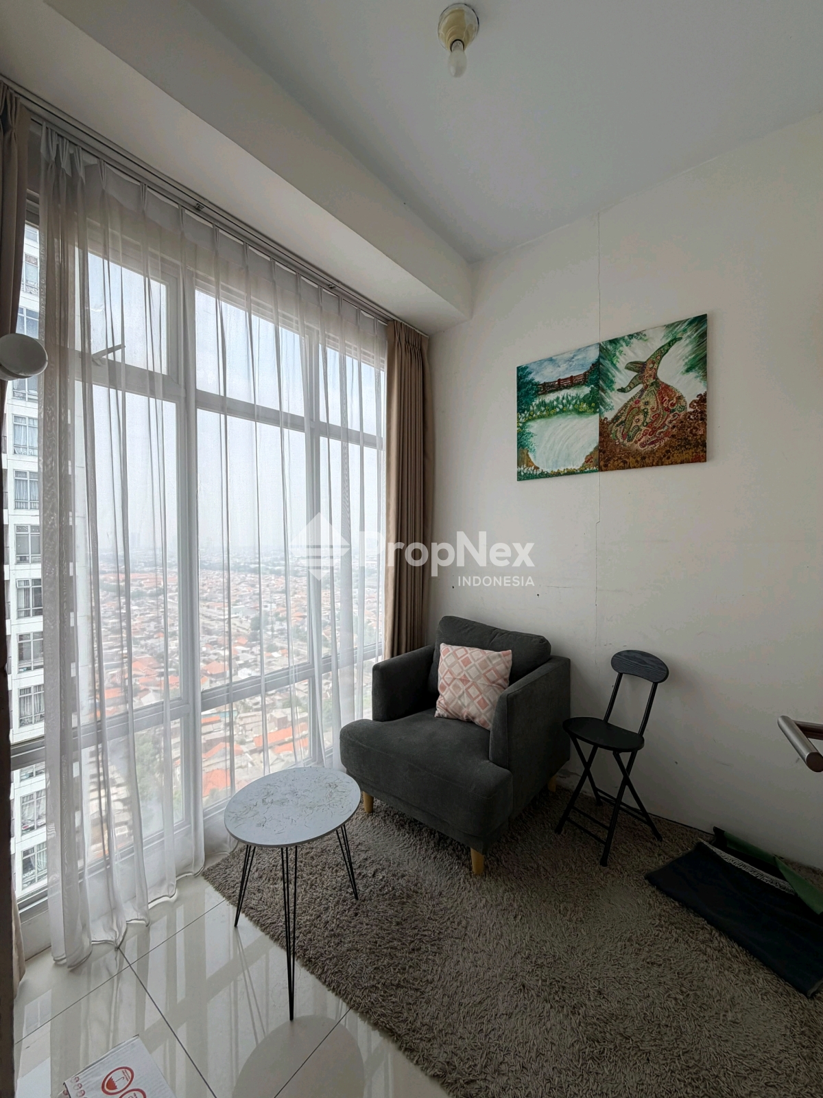 Bawa koper saja Apt Gunawangsa Tidar
