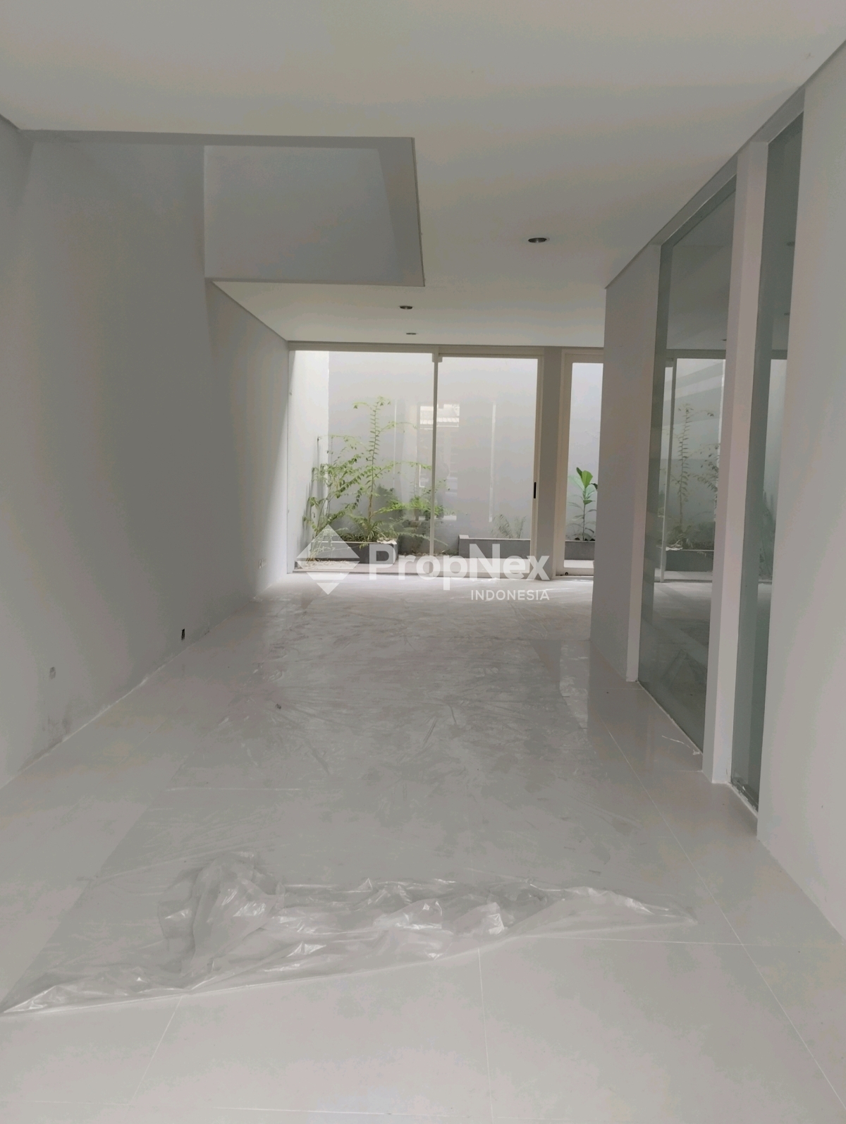 Dijual/Disewakan rumah stonegate — foto 2