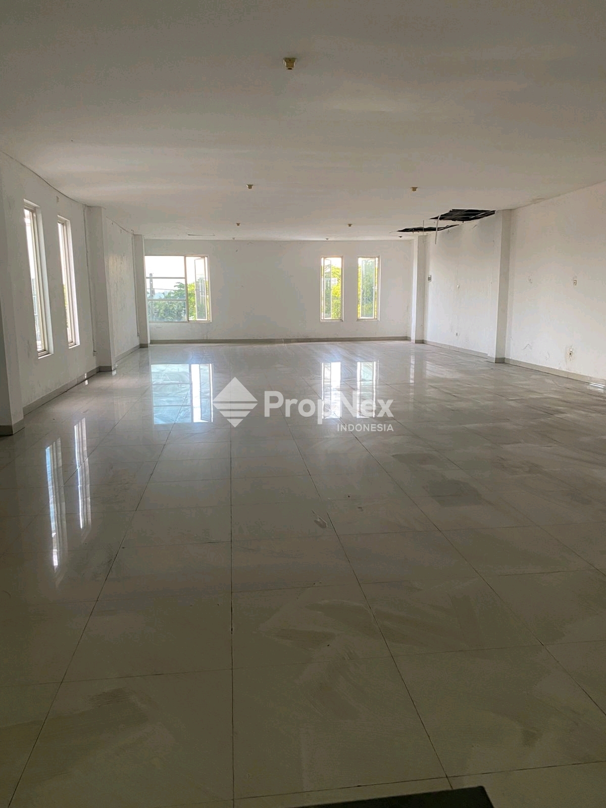 Dijual/Disewakan Gedung di Menganti — foto 4