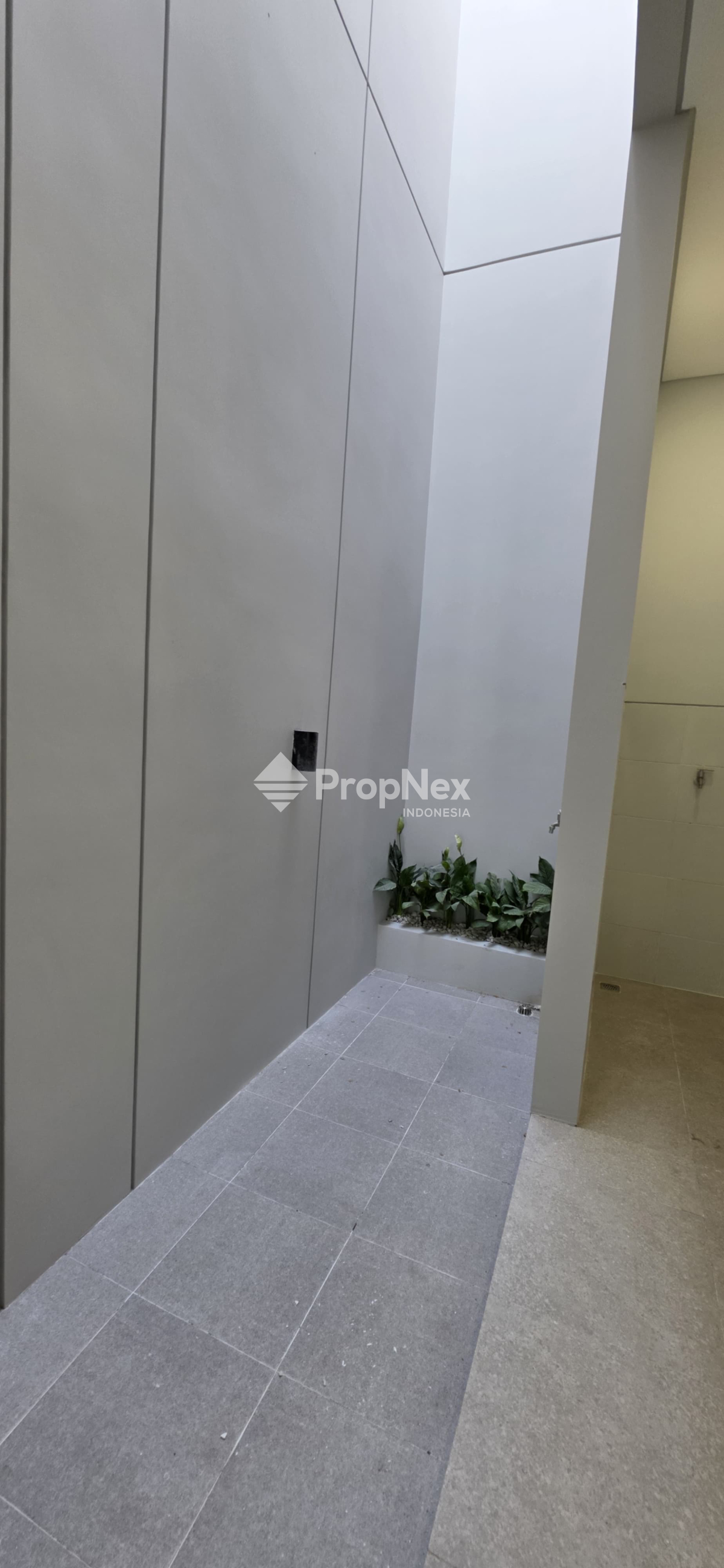 DIJUAL RUMAH SUTOREJO PRIMA BARU GRESS MINIMALIS 2LT 4KT KENJERAN PAKUWON CITY — foto 6