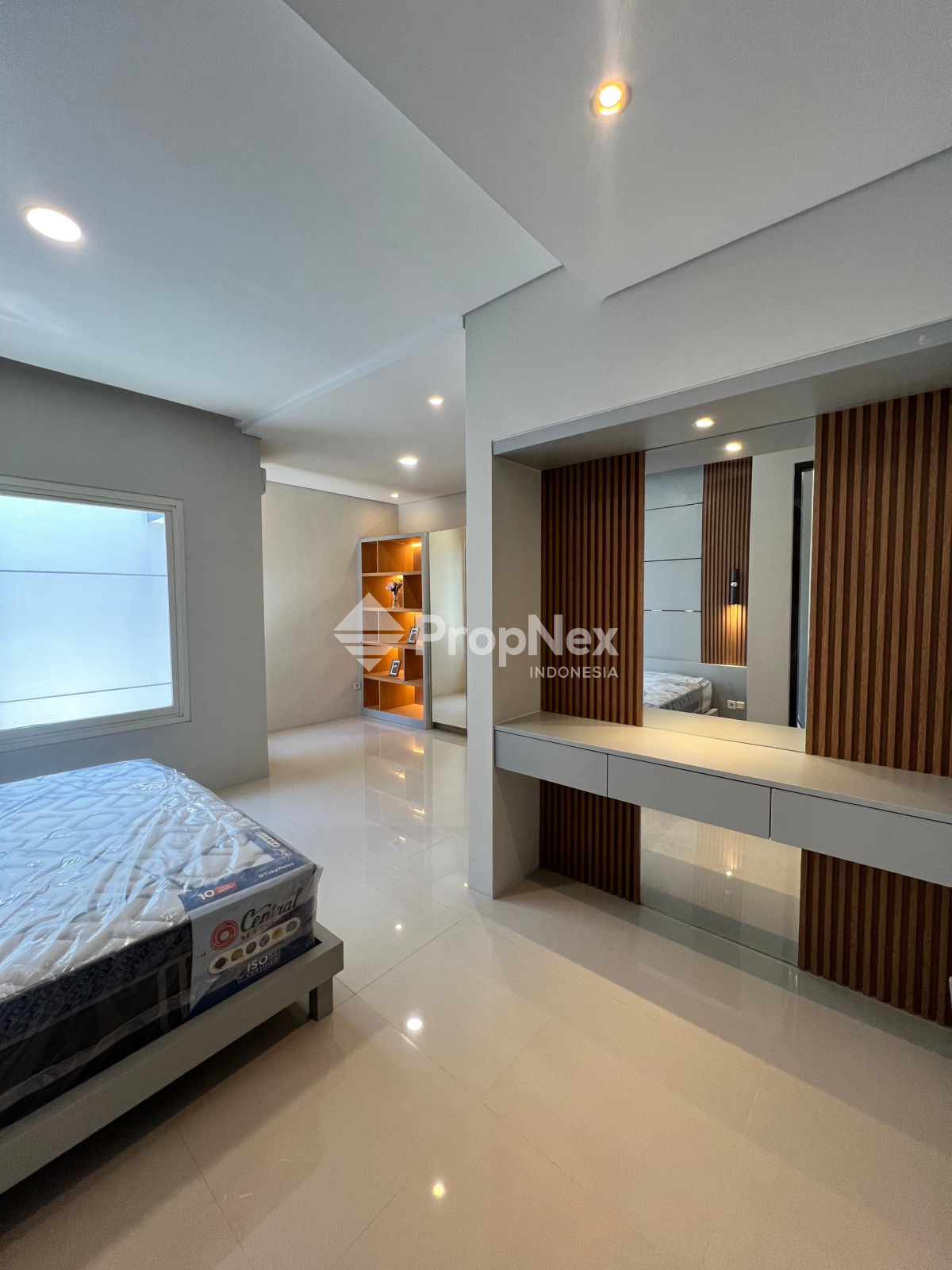DIJUAL RUMAH MOCA VRBANA DIAN ISTANA SEMI FURNISH 3KT 2LT DEKAT TOL — foto 5