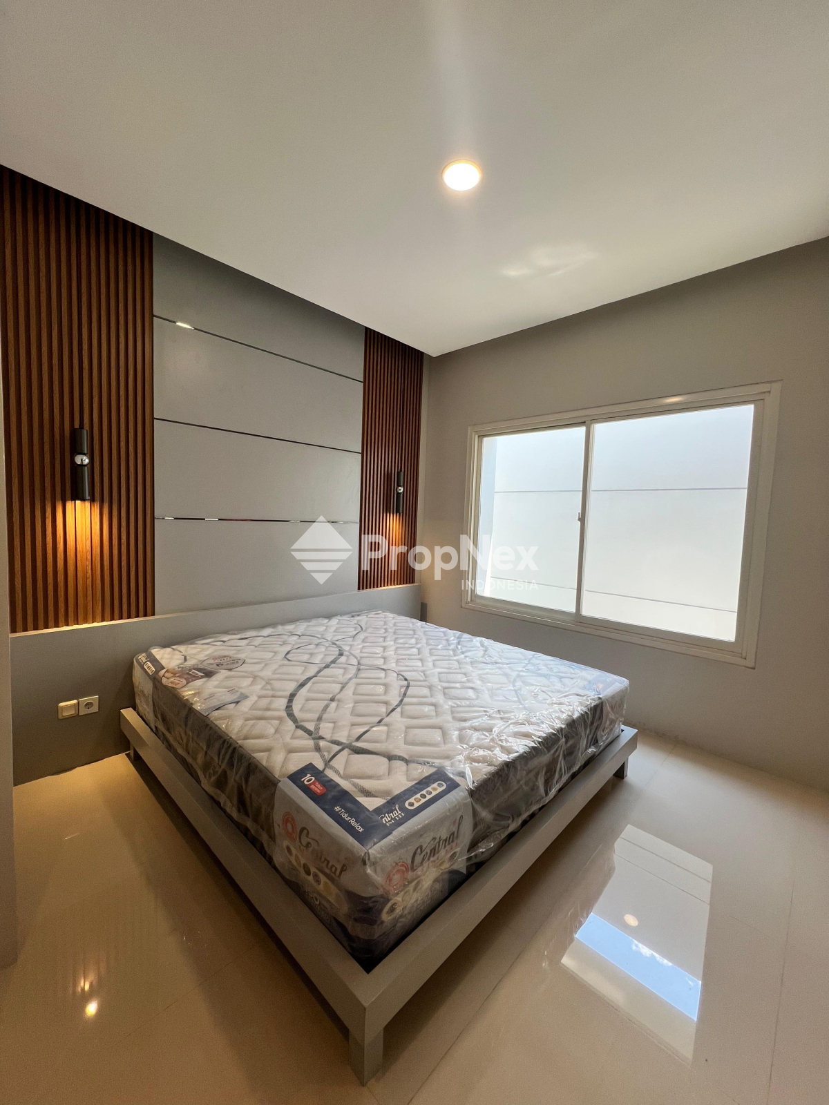 DIJUAL RUMAH MOCA VRBANA DIAN ISTANA SEMI FURNISH 3KT 2LT DEKAT TOL — foto 7