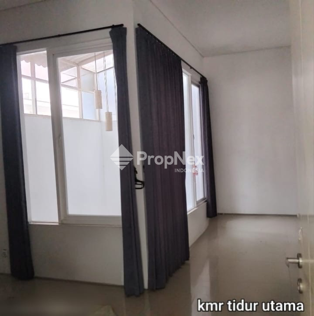 DIJUAL RUMAH GREENWICH ROYAL RESIDENCE 2LT 3KT WIYUNG DEKAT TOL PAKUWON — foto 4