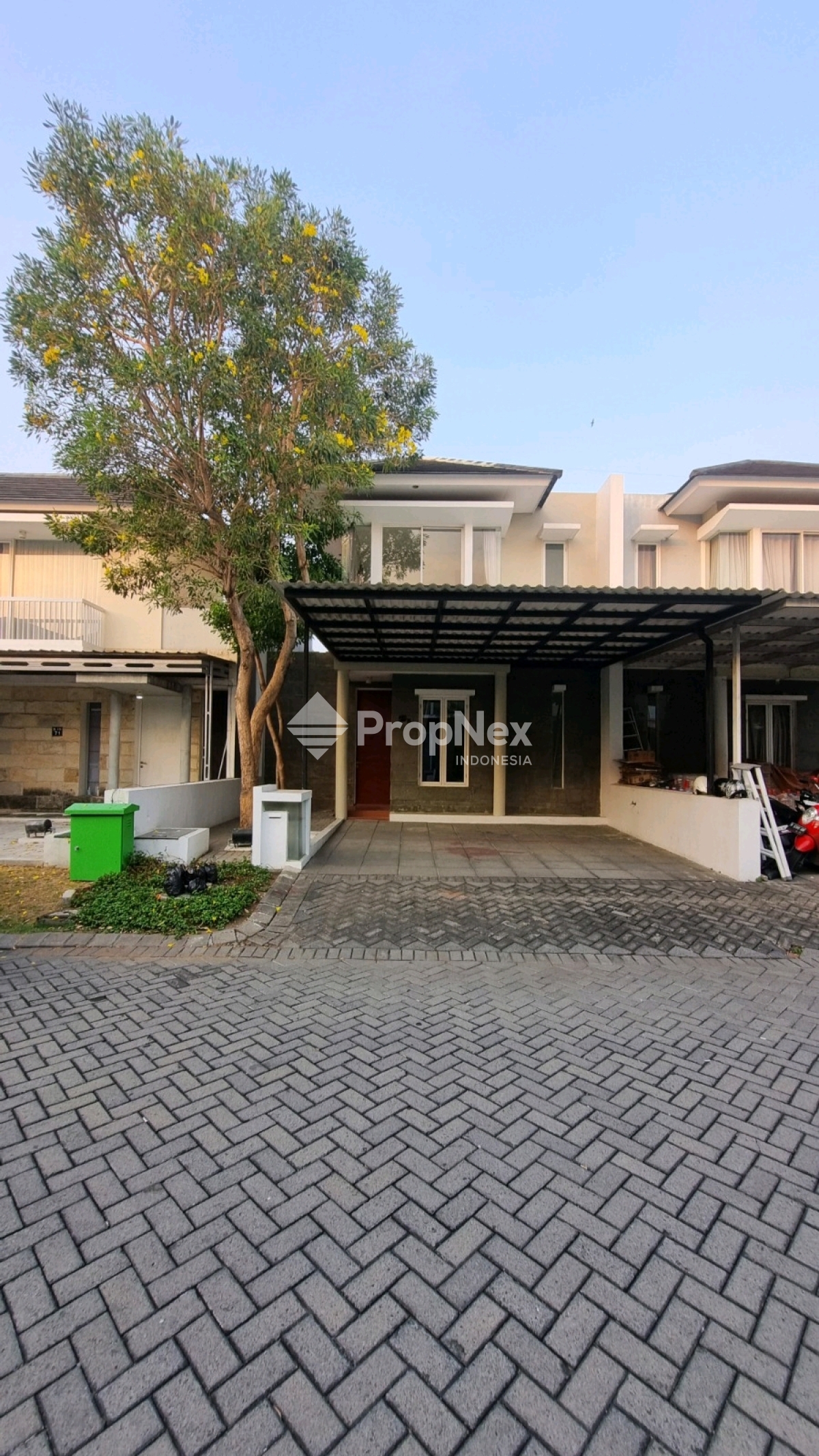 rumah siap huni di royal residence greenwich