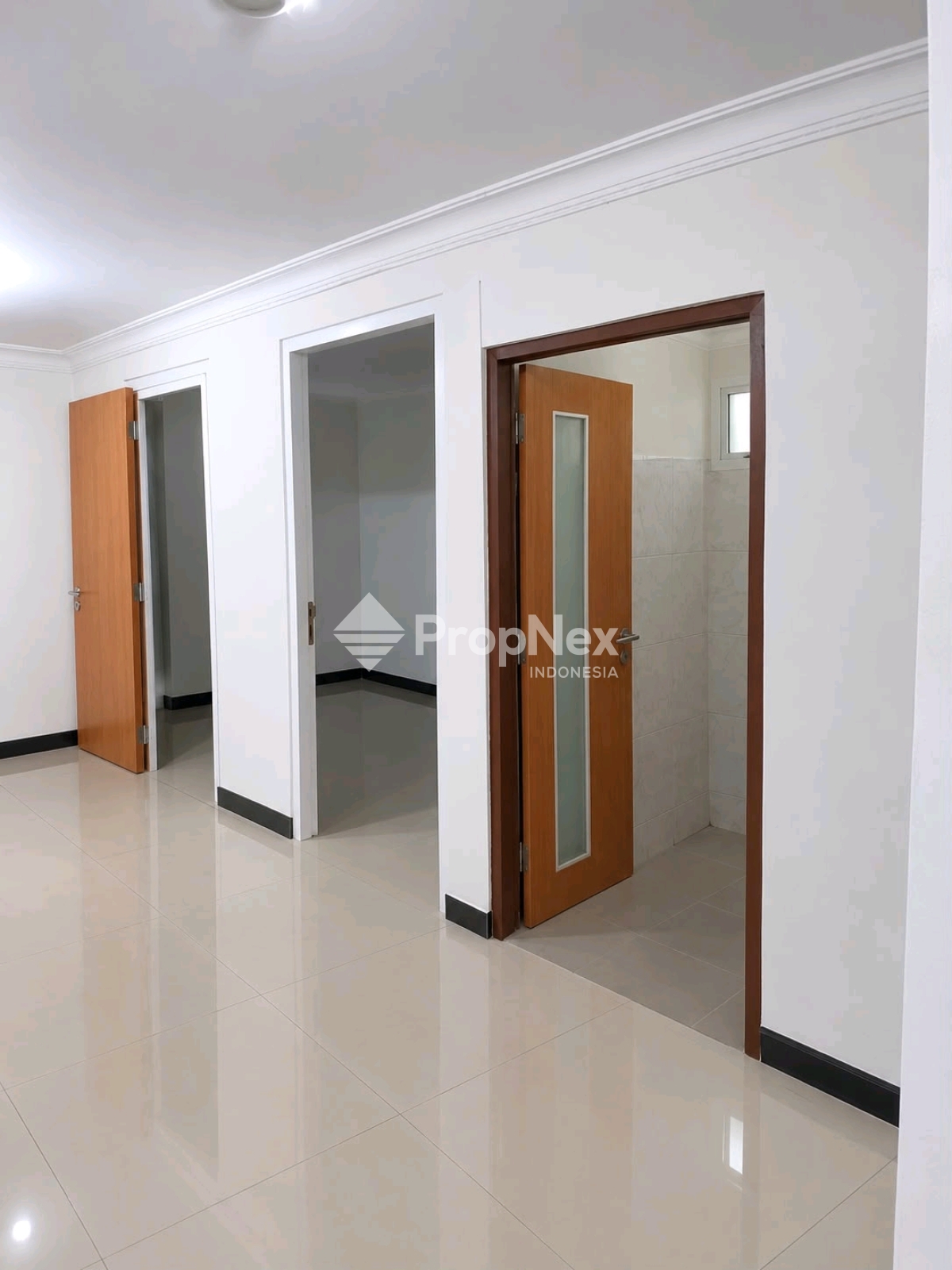 RUMAH WIYUNG PERMAI — foto 9