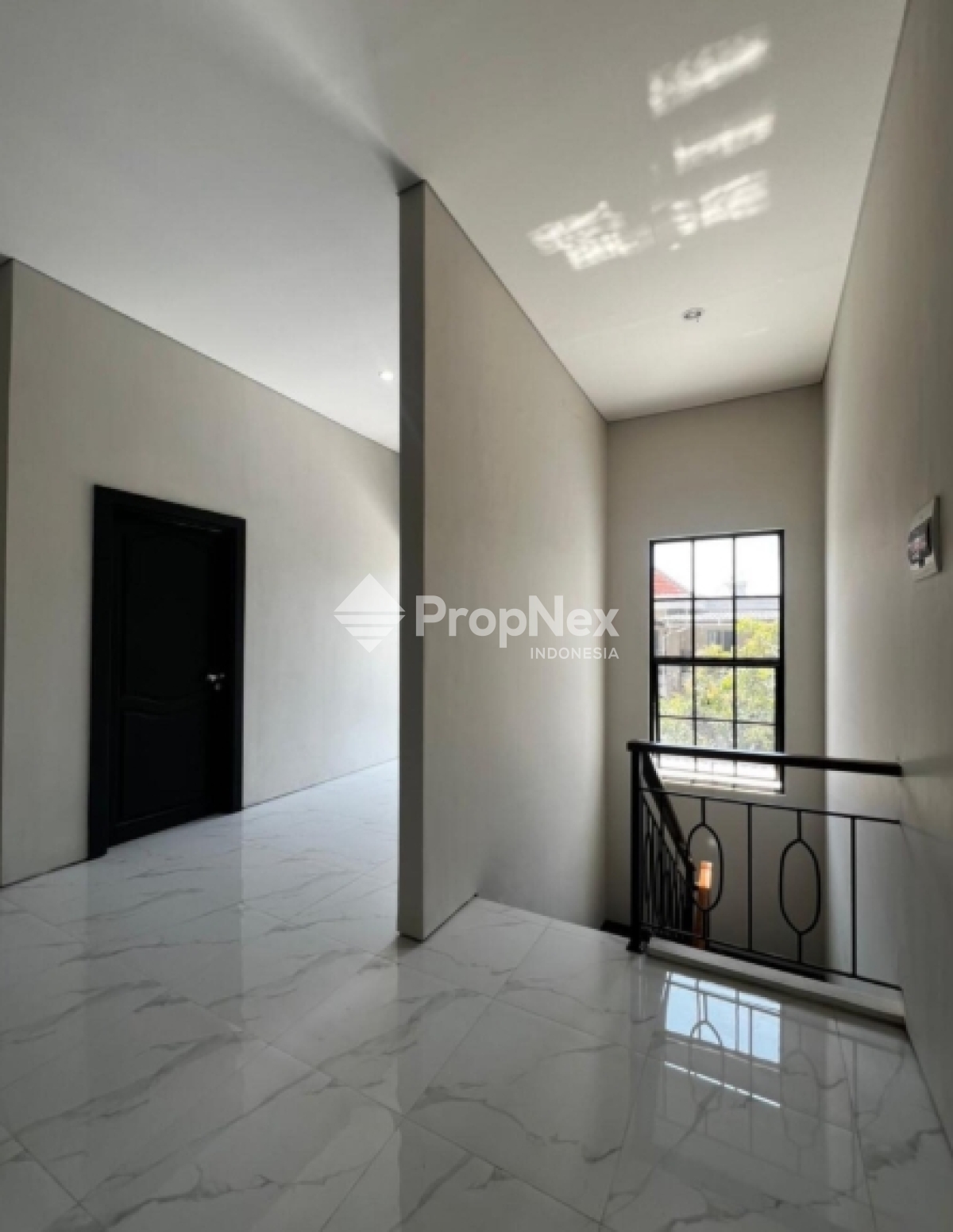 Rumah Baru American Classic, Pondok Mutiara Regency — foto 8