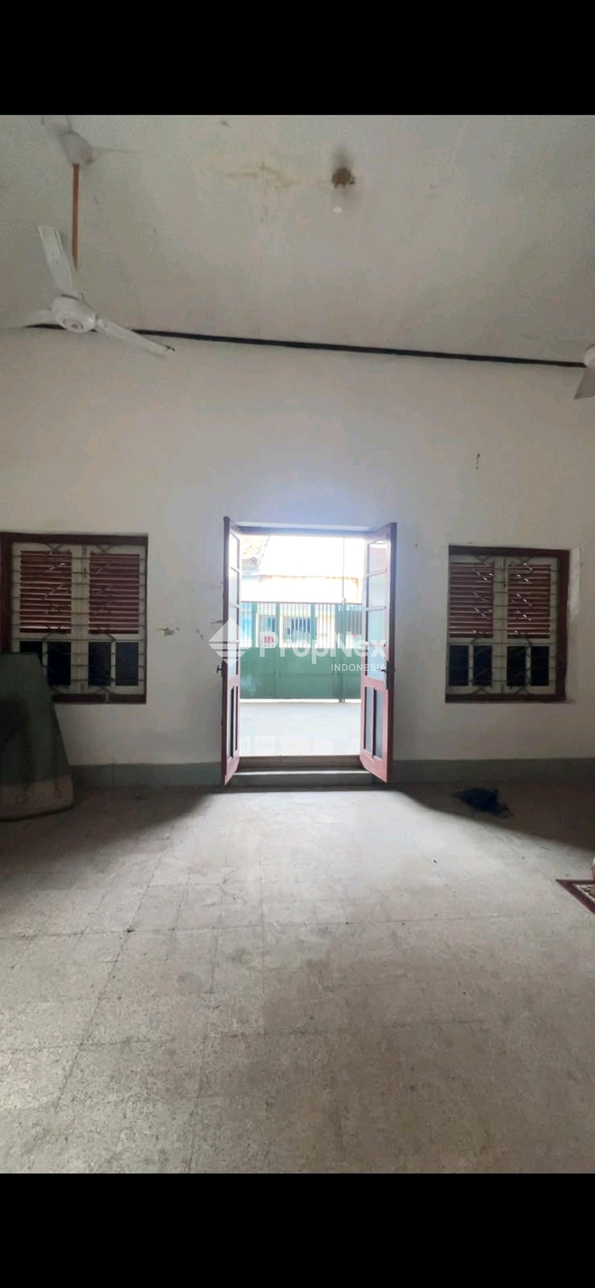 Rumah EX-Kost Strategis Surabaya 337m2 Siap Investasi — foto 5