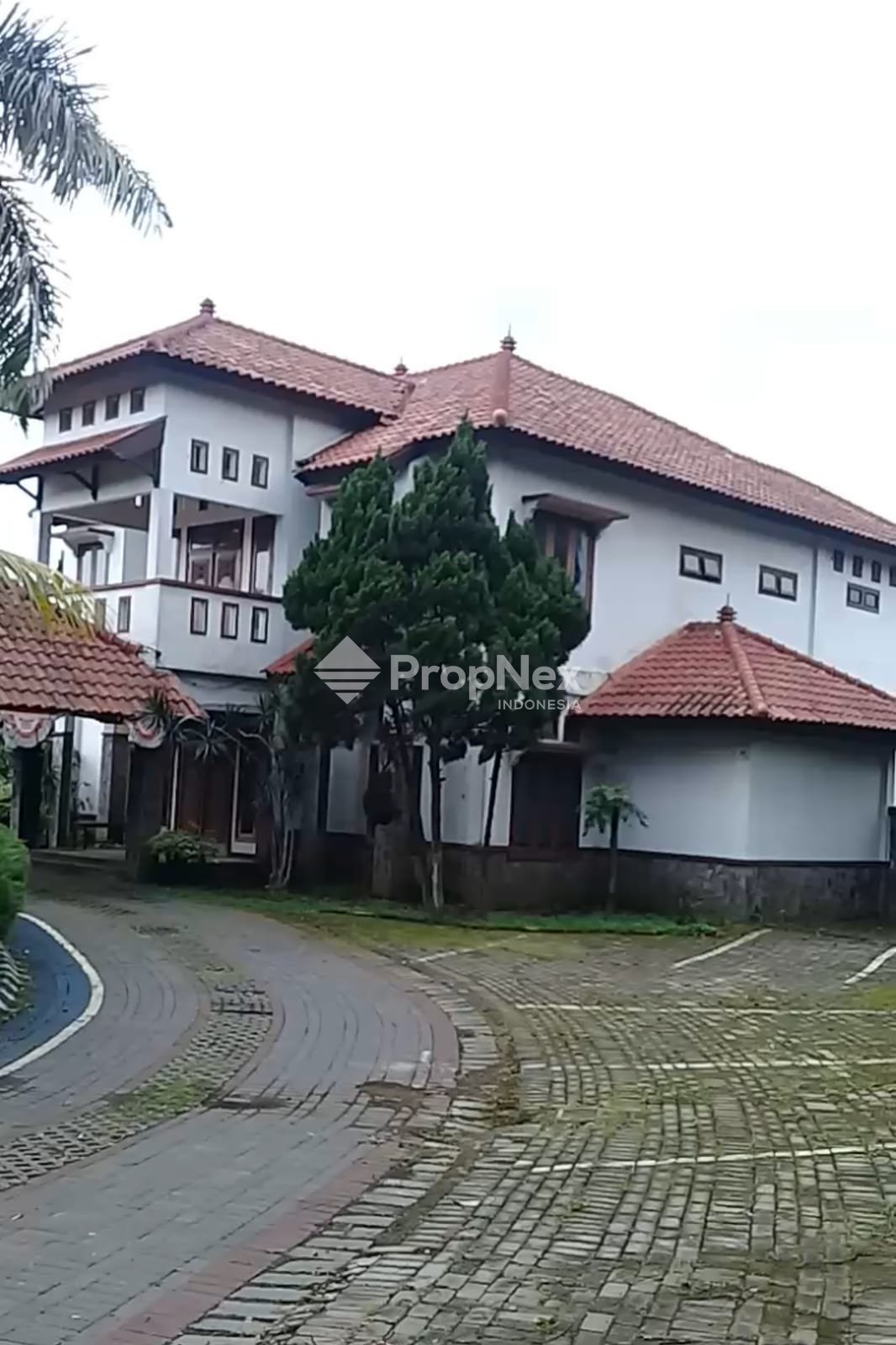 VILLA LAWANG