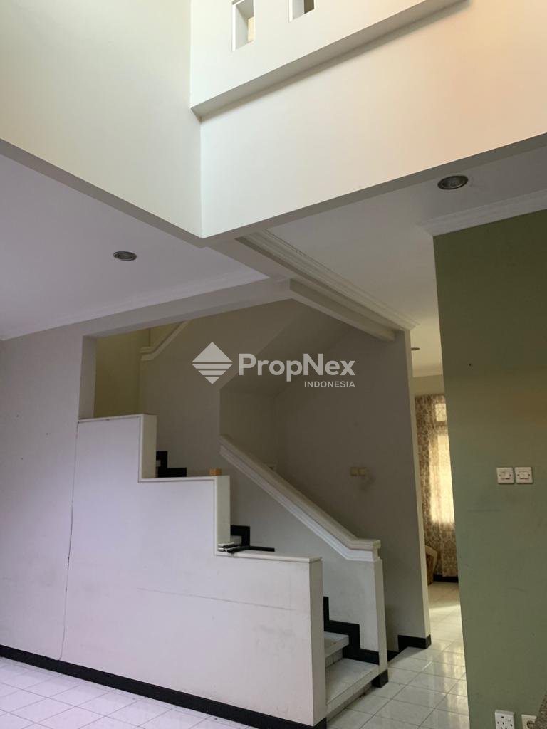 Graha Famili Blok R — foto 3