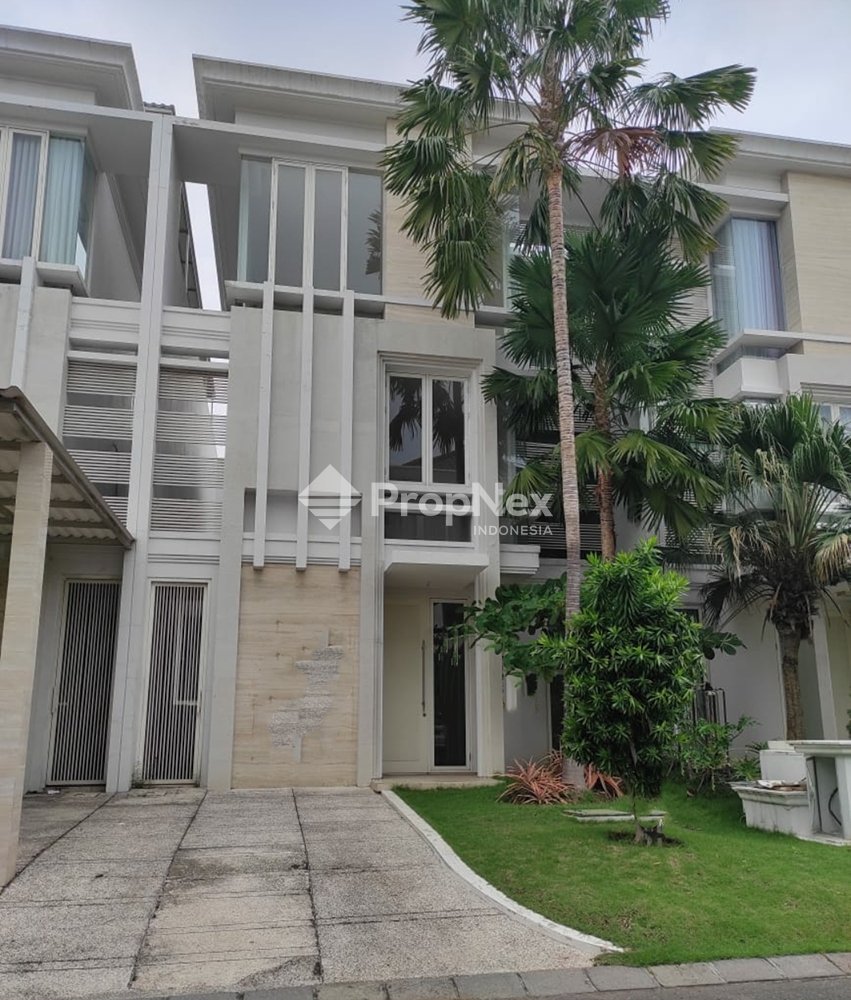 Ritz Embassy - Pakuwon Indah