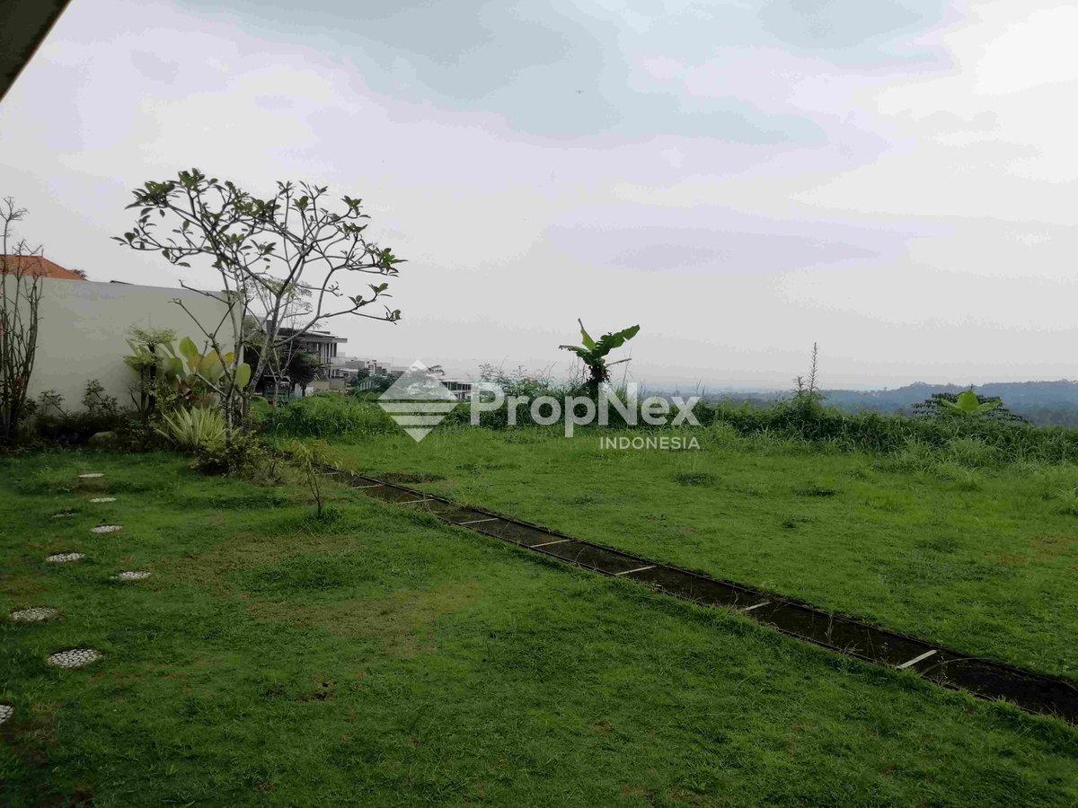 RUMAH VILLA TAMAN DAYU — foto 6