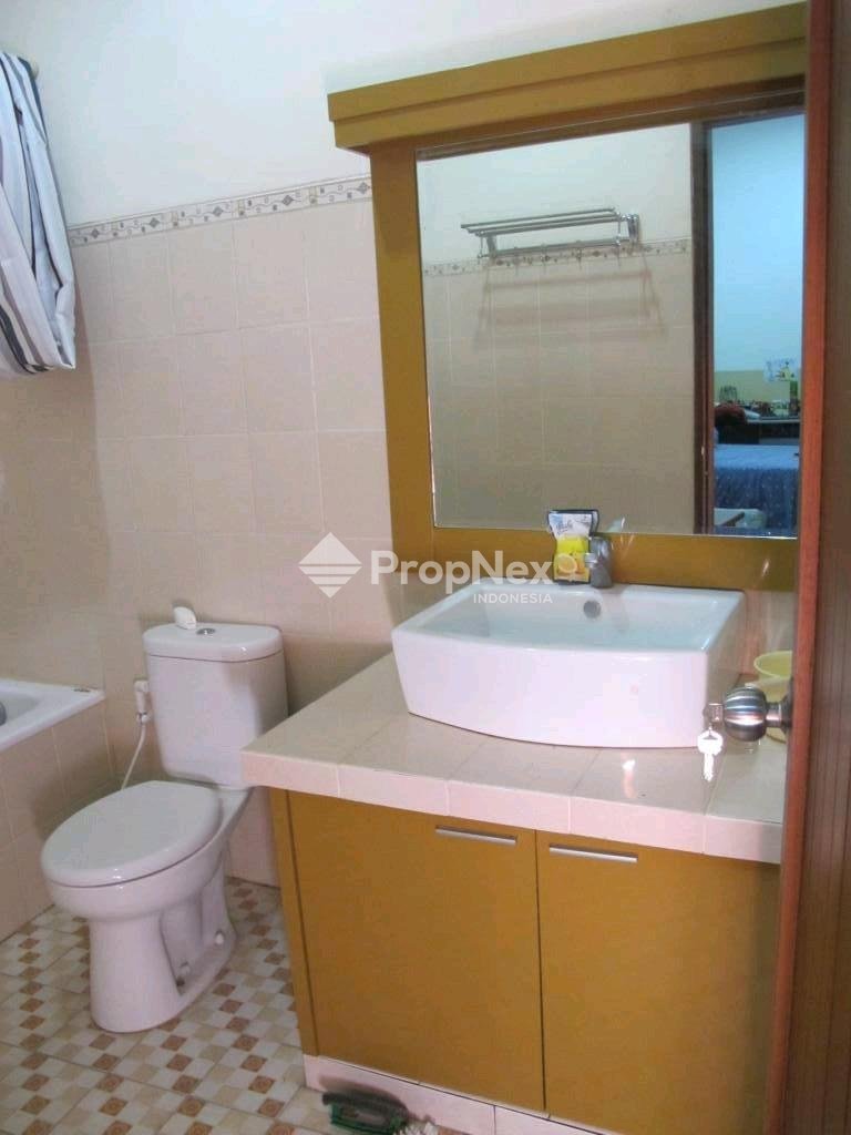 Pesona Regency Kav E Biru.Trihanggo — foto 6
