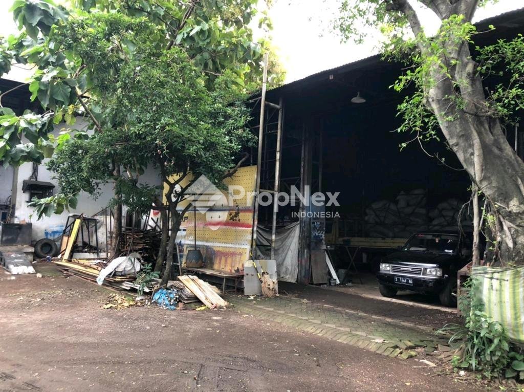 Ex Pabrik Rokok jl Mandala Juanda — foto 3