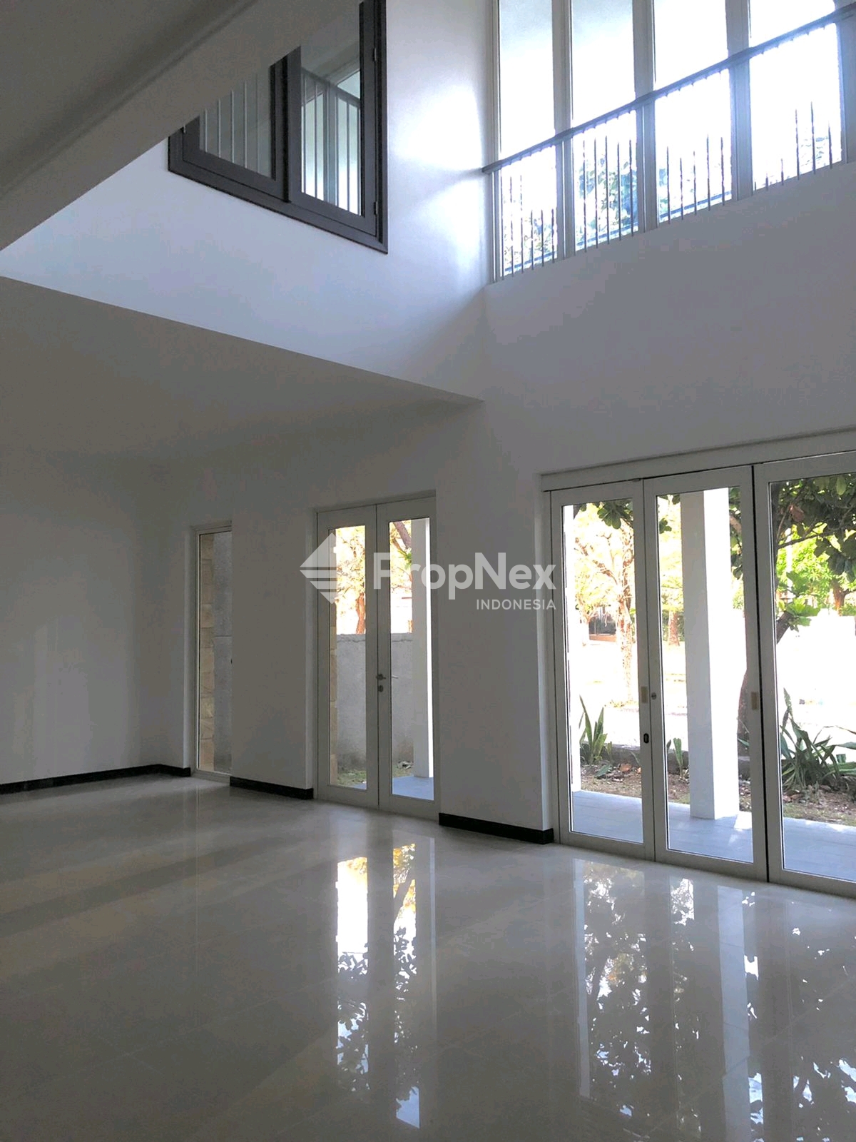Butuh Jual Cepat Rumah Diamond Hill Citraland — foto 5